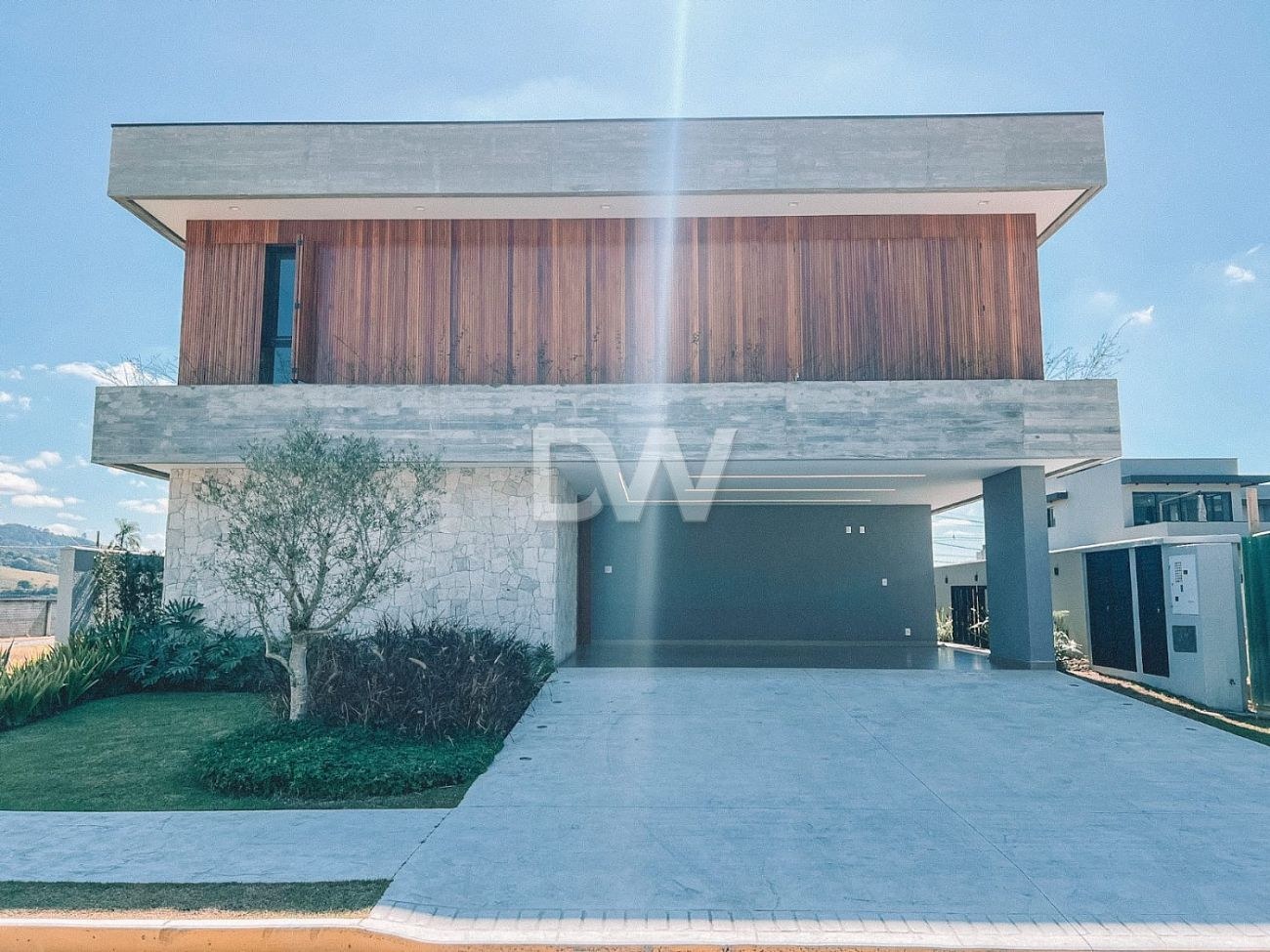 Casa em Condomínio com 5 Suítes à Venda em Camboriú - Santa Catarina - Brasil - 4
