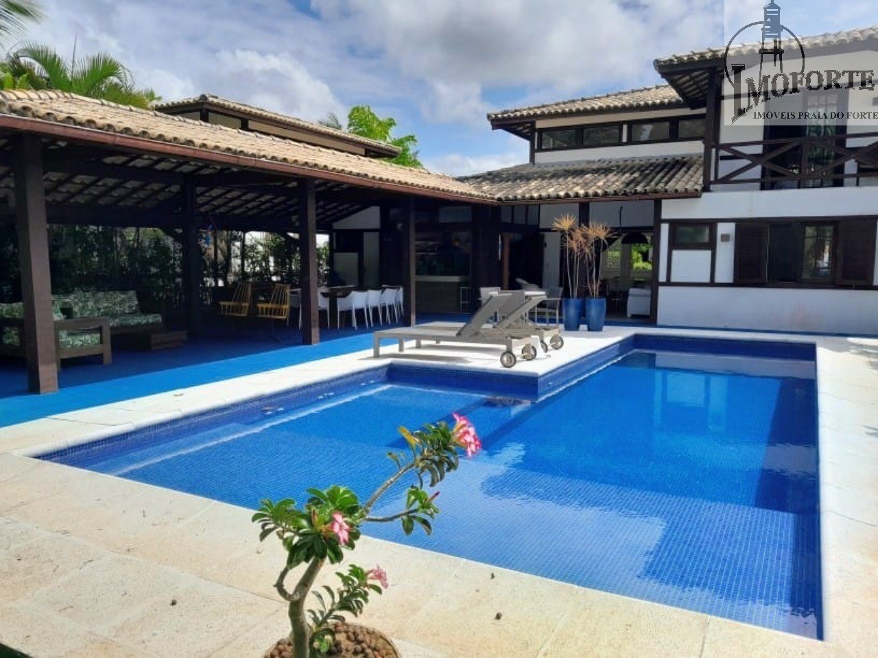 Casa em Condomínio com 5 Suítes à Venda em Praia do Forte – Mata de São João – BA - 2