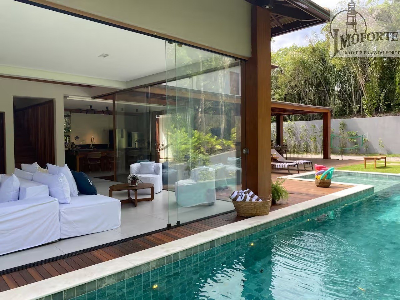 Casa em Condomínio com 5 Suítes à Venda em Praia do Forte – Mata de São João – Bahia – Brasil - 2