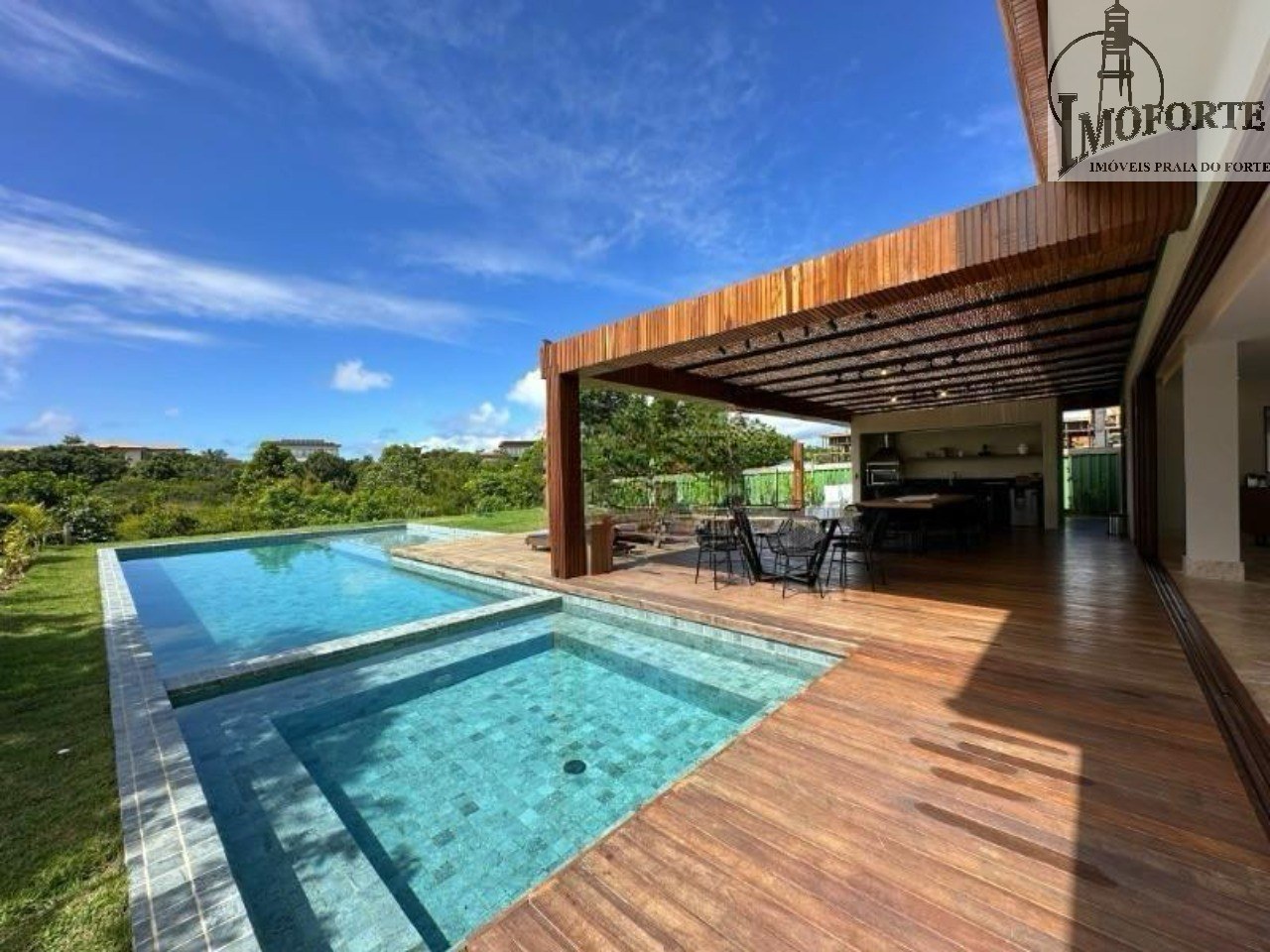 Casa em Condomínio com 6 Suítes à Venda em Praia do Forte – Mata de São João – BA - 8