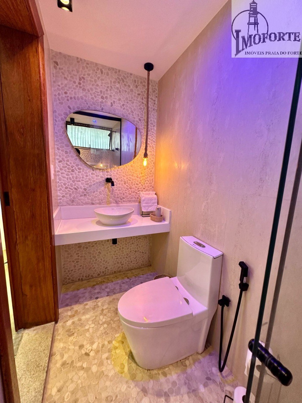 Casa em Condomínio com 6 Suítes à Venda em Praia do Forte – Mata de São João – BA - 8