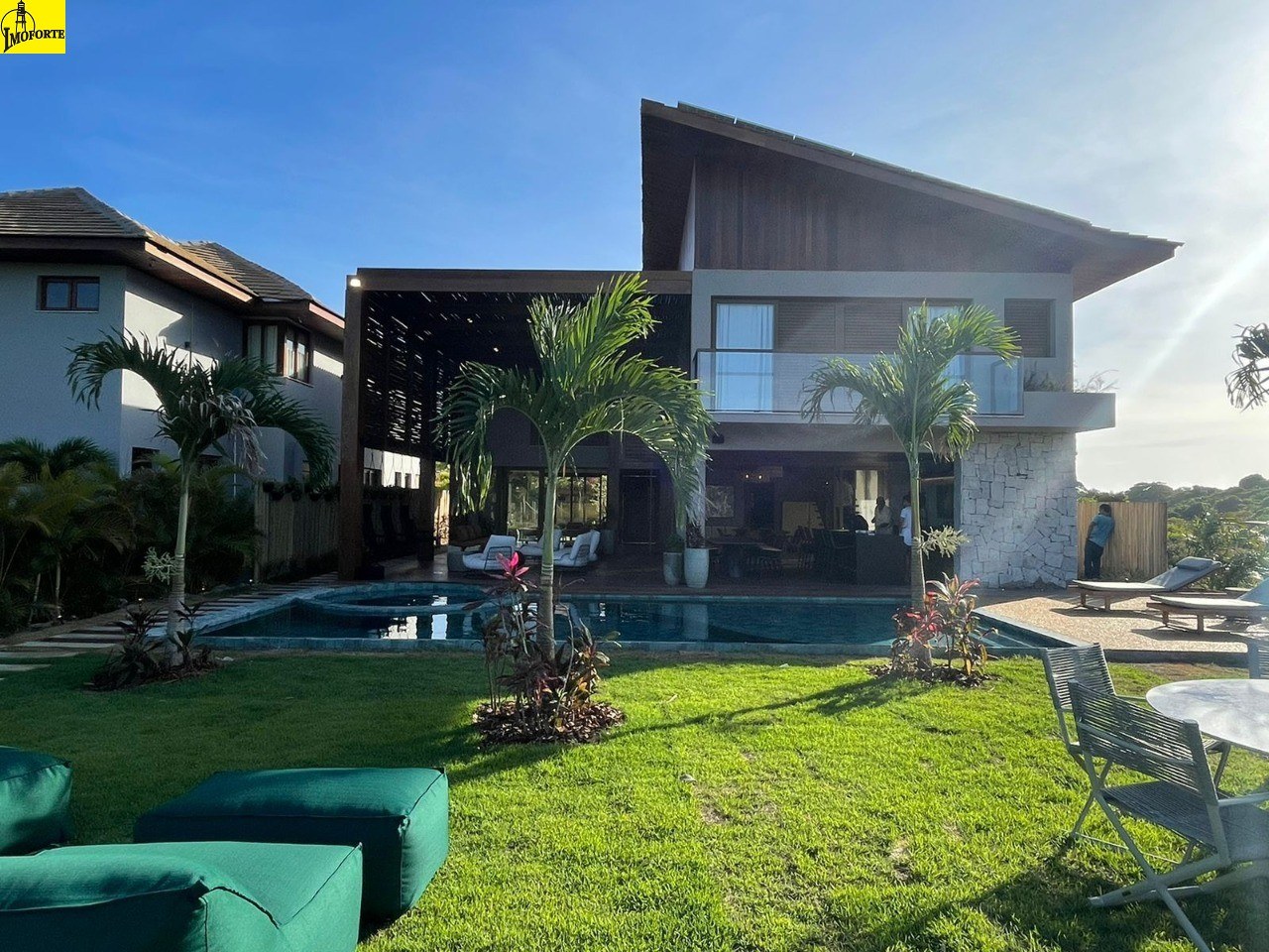 Casa em Condomínio com 6 Suítes à Venda em Praia do Forte – Mata de São João – Bahia – Brasil - 2