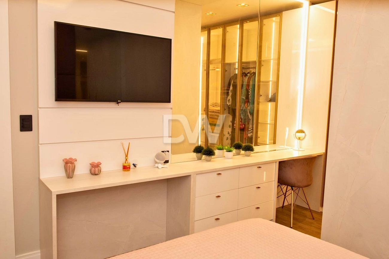 Casa Frente al Mar de 4 Suites en Venta en Balneário Camboriú - Santa Catarina - Brasil - 3