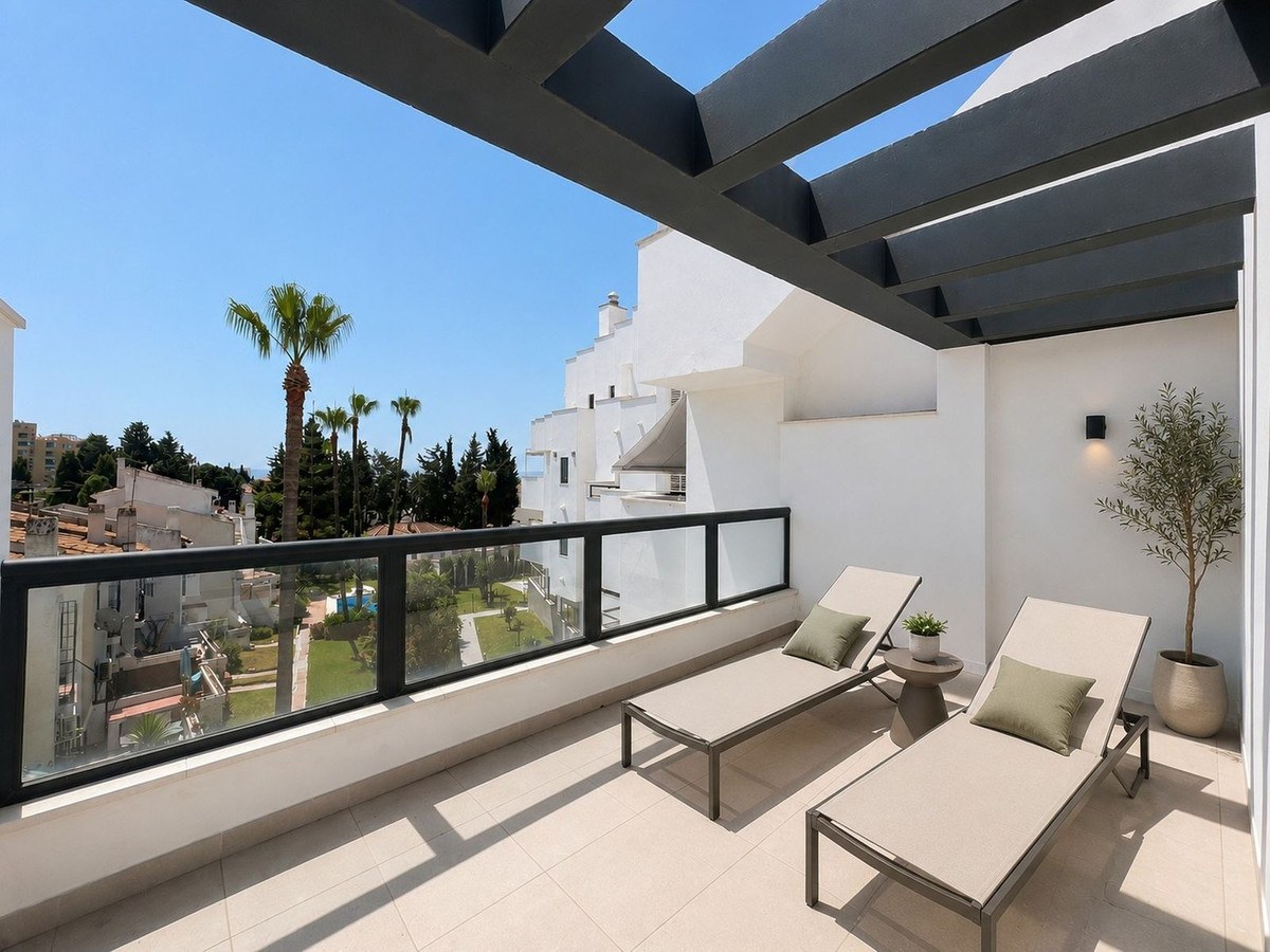 Casa Geminada com 2 Quartos à Venda em Torremolinos - Costa del Sol - 1