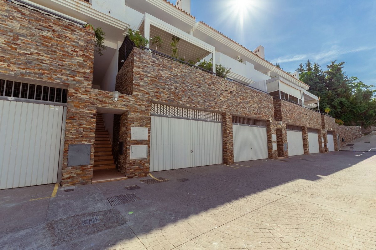 Casa Geminada com 3 Quartos à Venda em Benalmádena - Costa del Sol - 3