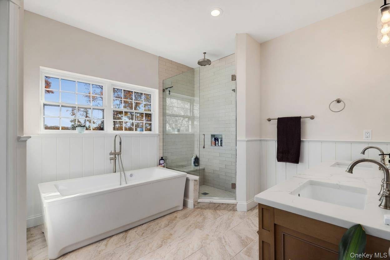 Casa na Planta com 4 Quartos à Venda em Hawthorne - Nova Iorque - EUA - 8