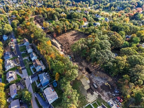 Casa na Planta com 4 Quartos à Venda em Thornwood - Nova Iorque - EUA - 2