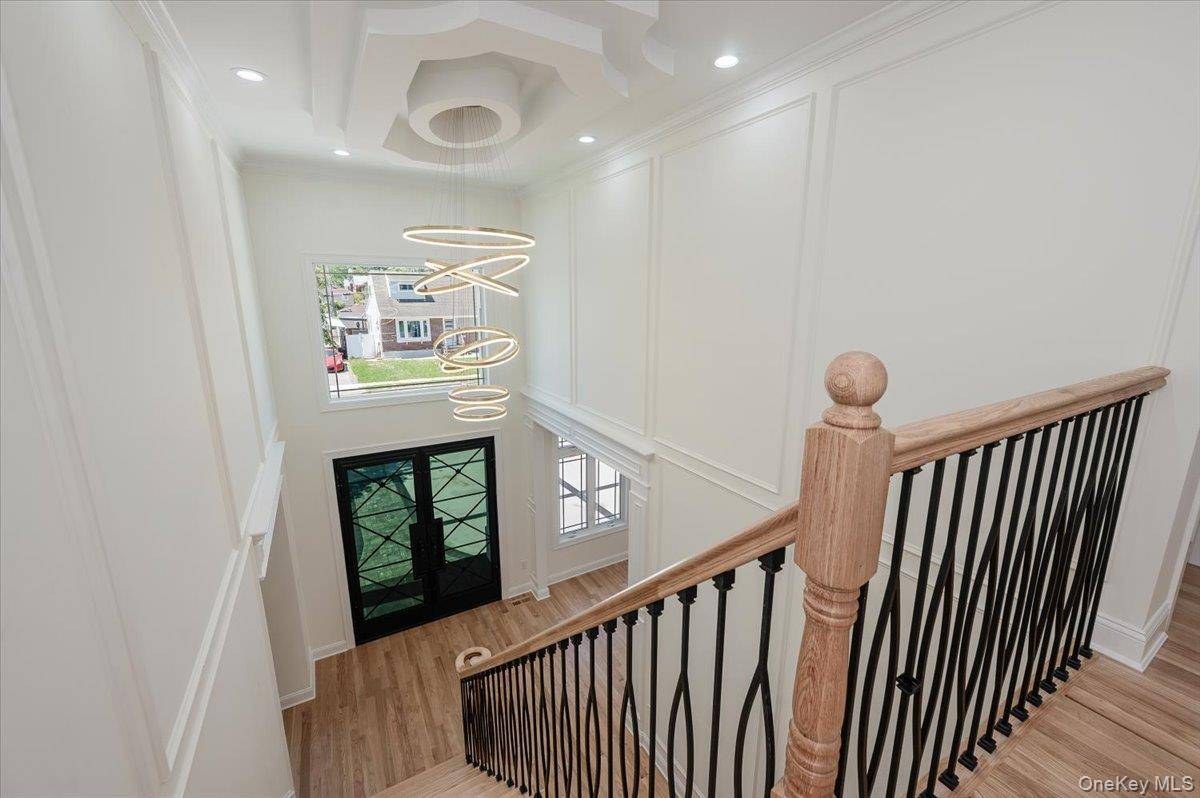 Casa na Planta com 5 Quartos à Venda em Elmont - Nova Iorque - EUA - 4