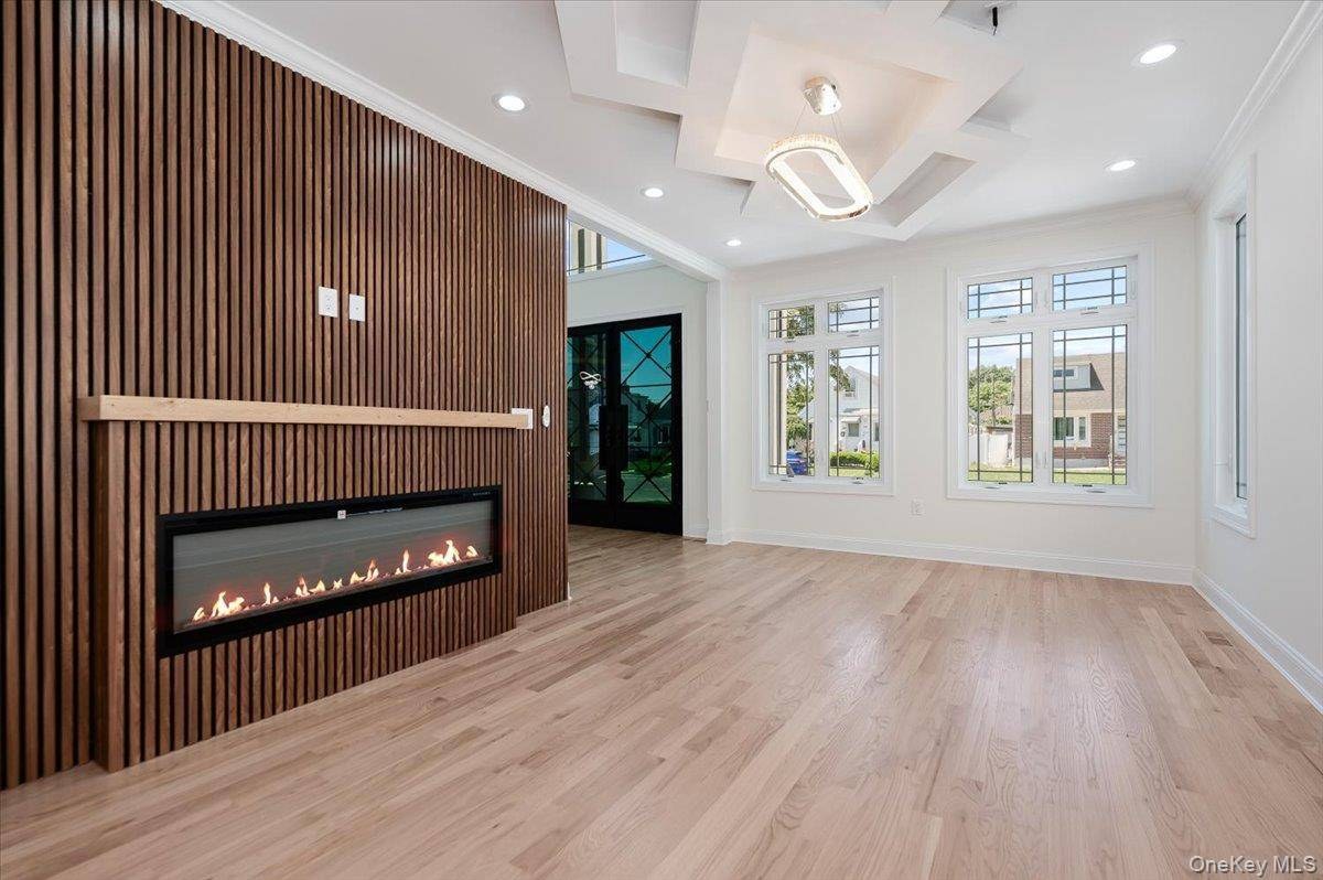 Casa na Planta com 5 Quartos à Venda em Elmont - Nova Iorque - EUA - 7