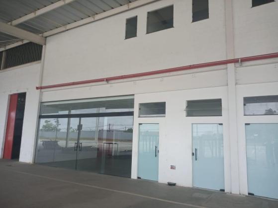 Centro de Distribuição e Complexo Comercial à Venda em Manaus - Amazonas - Brasil - 5
