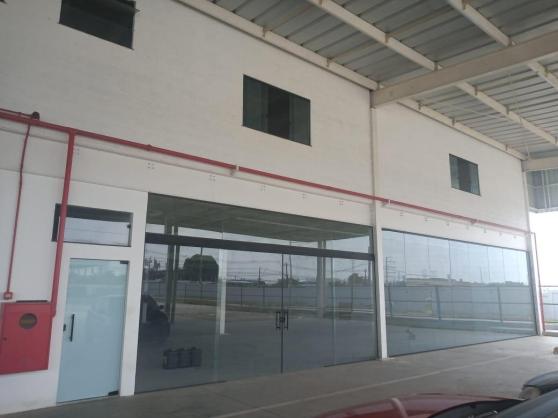Centro de Distribuição e Complexo Comercial à Venda em Manaus - Amazonas - Brasil - 6