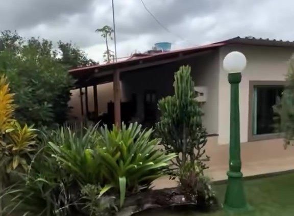 חווה קטנה (צ׳אקרה) משופצת עם 4 חדרי שינה למכירה בגואראפארי - אספיריטו סנטו - ברזיל - 8