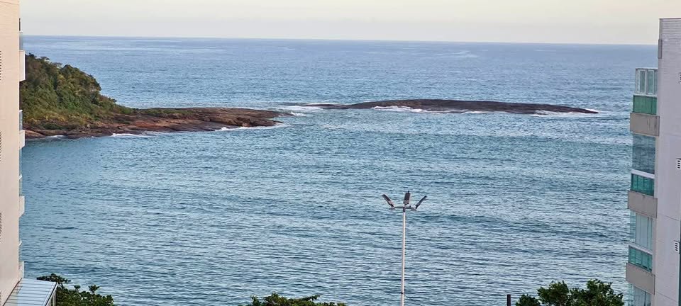 Cobertura de 5 Quartos à Venda na Praia de Bacutia – Guarapari – ES - 1