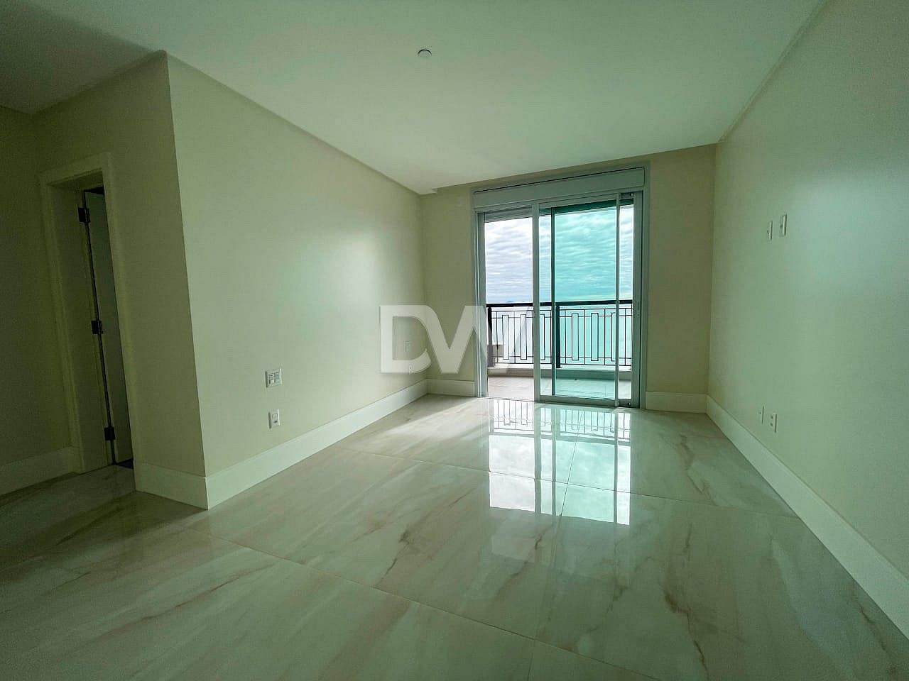 Penthouse Duplex Face à la Mer 5 Suites à Vendre à Balneário Camboriú - Santa Catarina - Brésil - 7