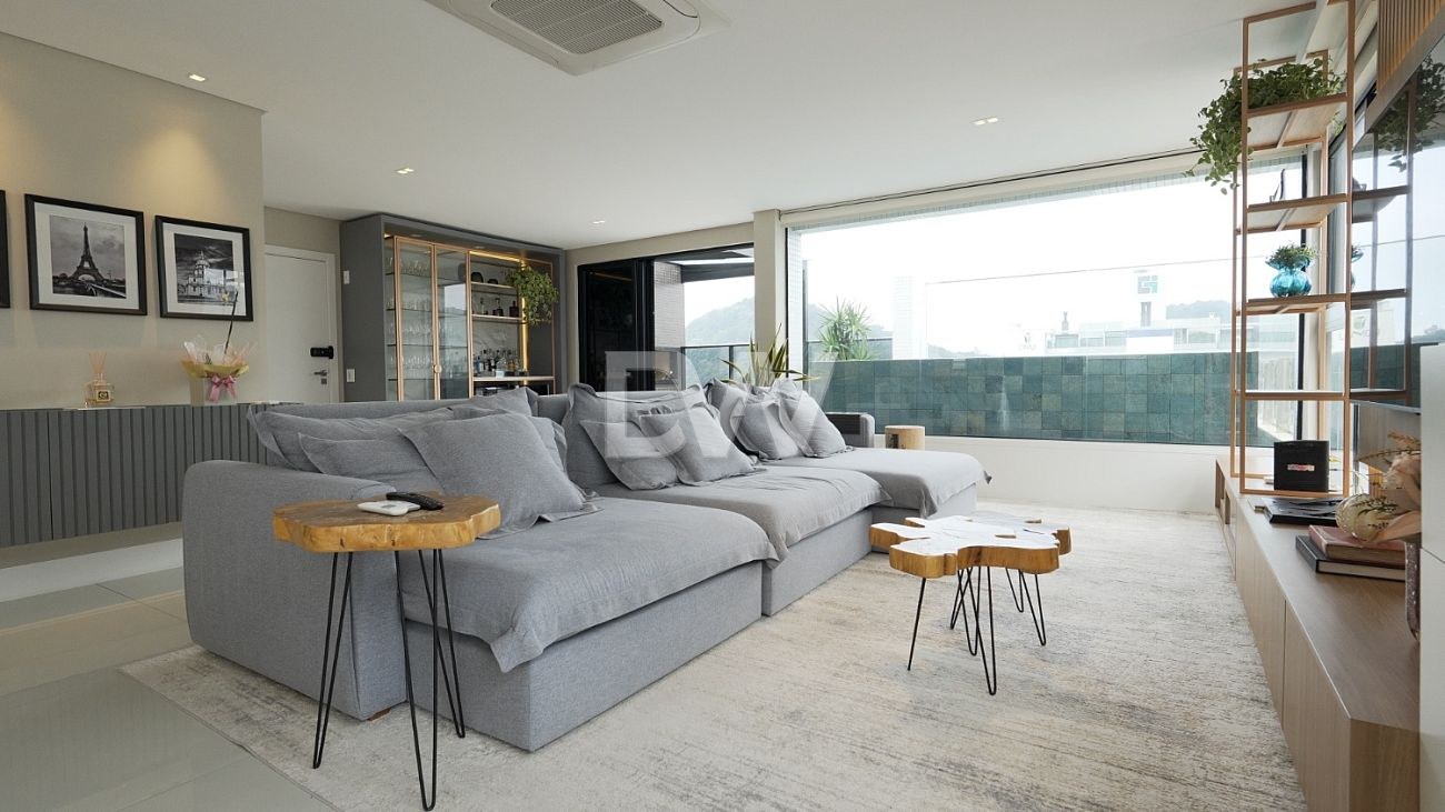 Ático Tríplex Frente al Mar de 4 Suites en Venta en Itajaí - Santa Catarina - Brasil - 8