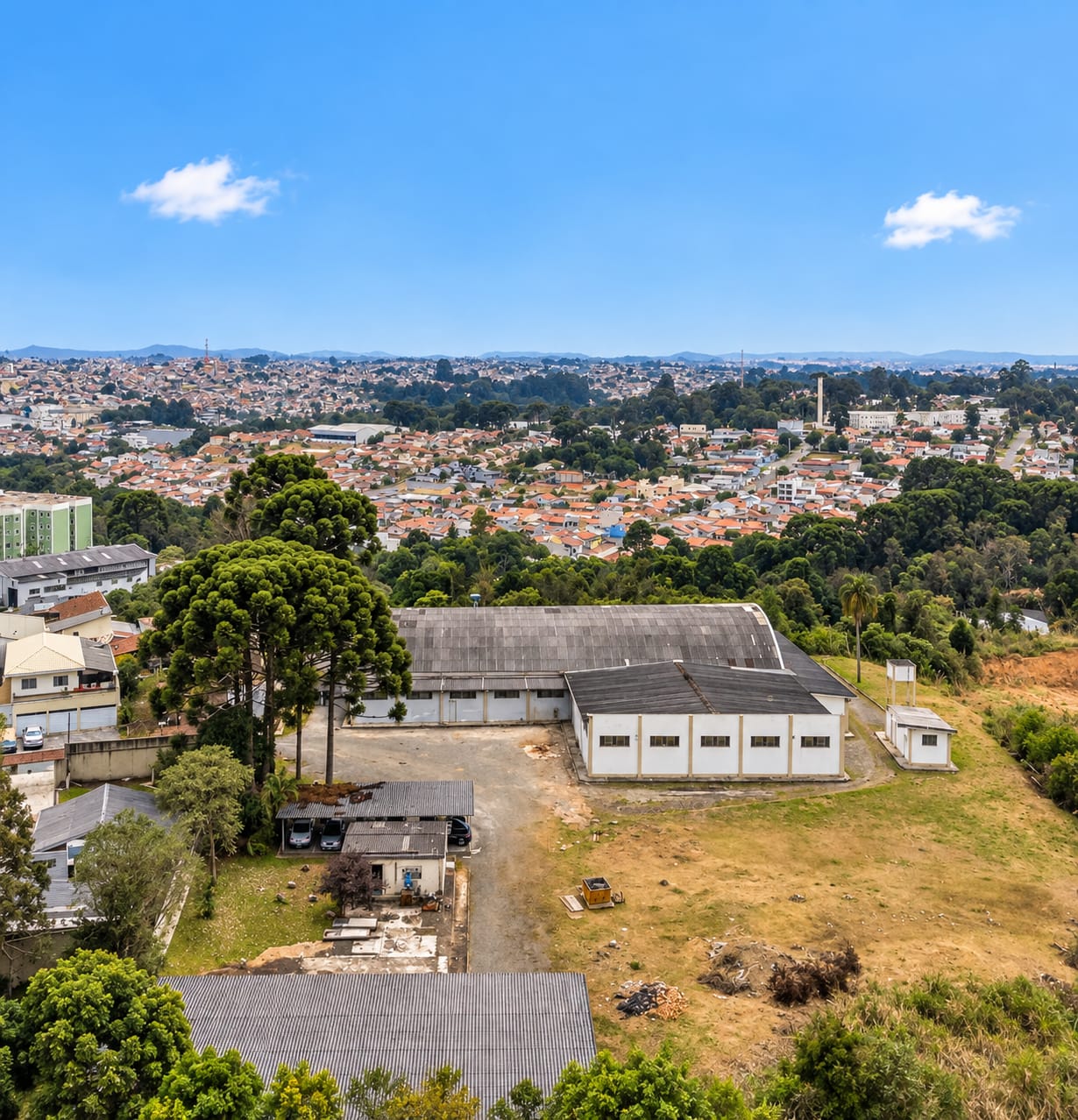 Complexo Comercial e Logístico à Venda em Colombo - Paraná - Brasil - 2