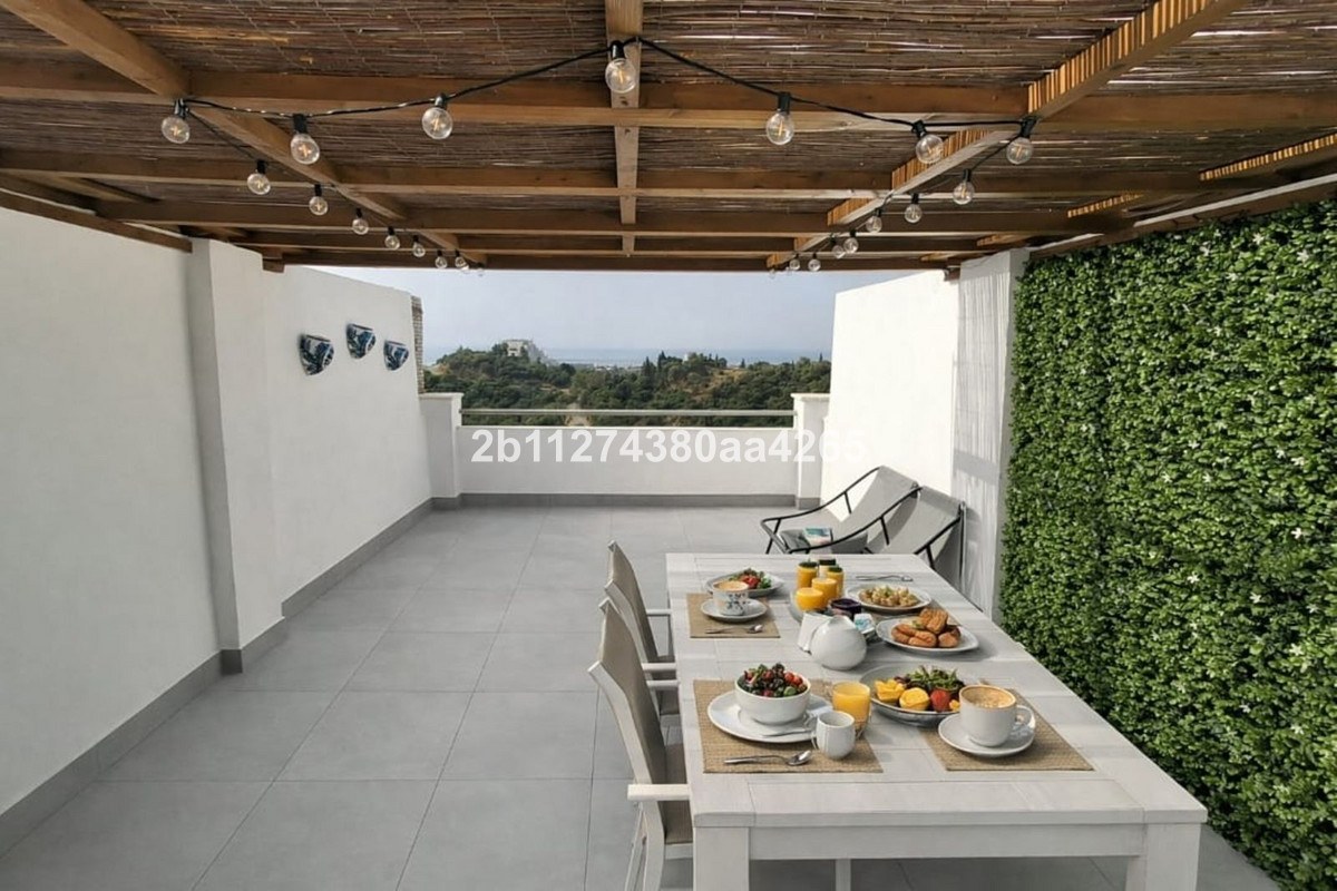 Duplex com 1 Quarto à Venda em Estepona - Costa del Sol - 1