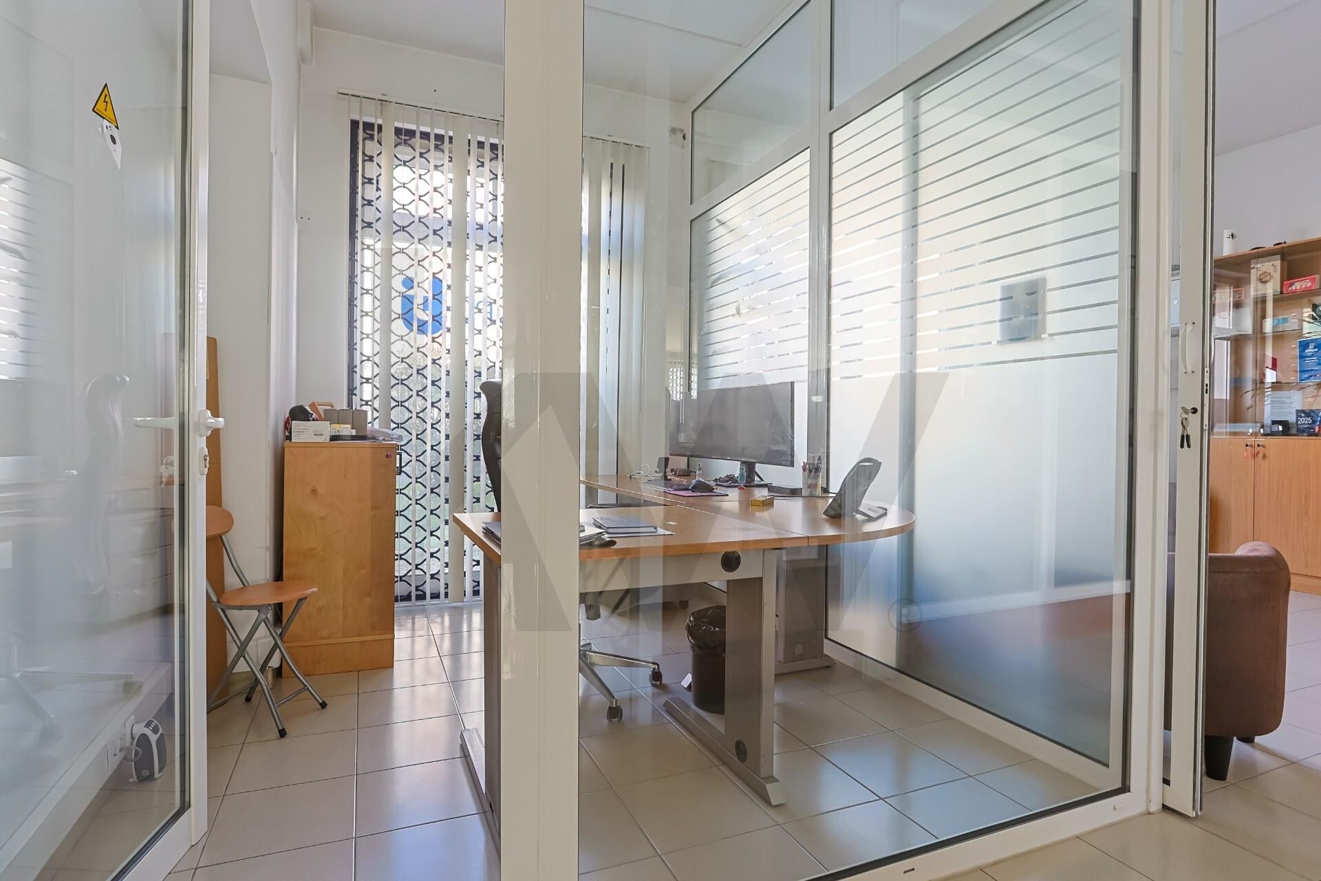 Escritório  à Venda em Almada - Setúbal - Portugal - 6