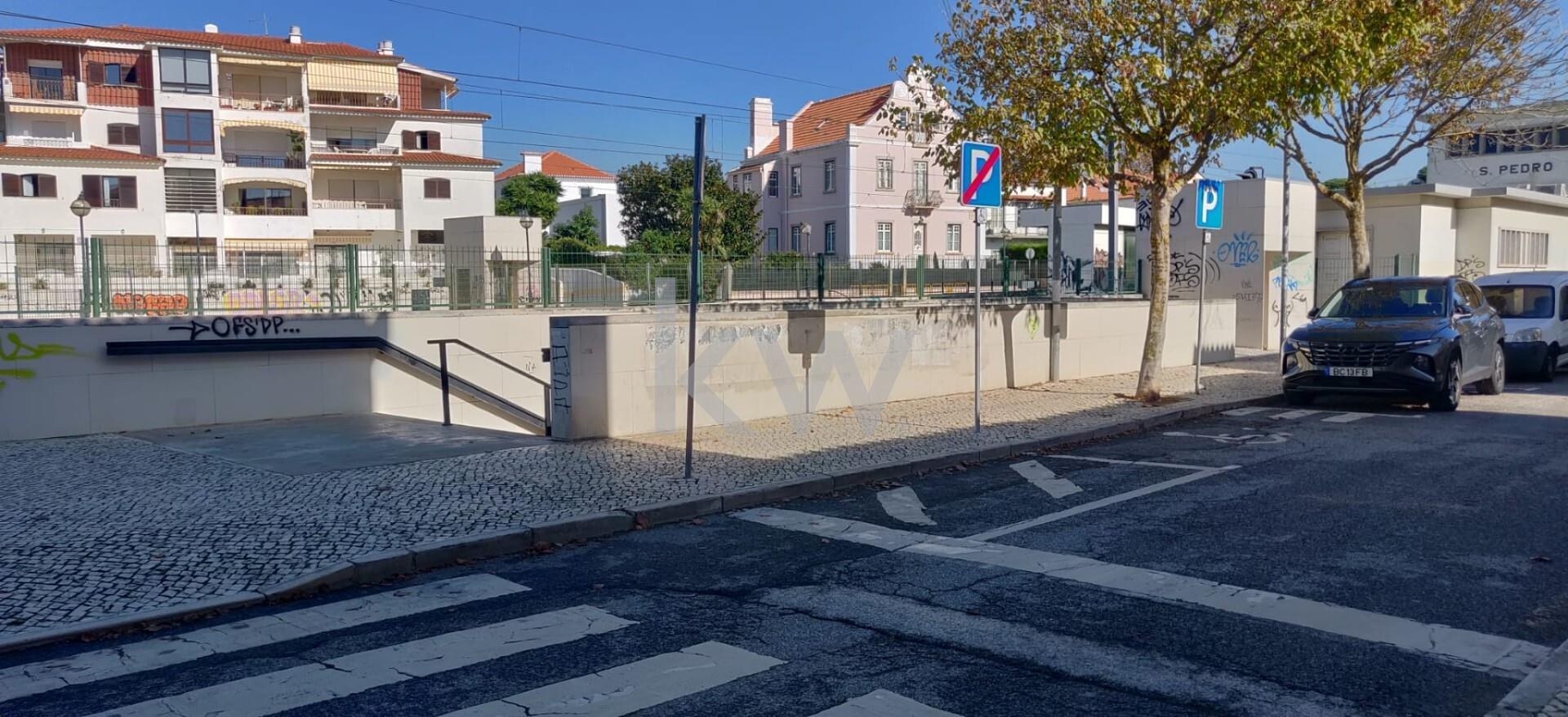 Escritório à Venda em Estoril - Lisboa - Portugal - 3