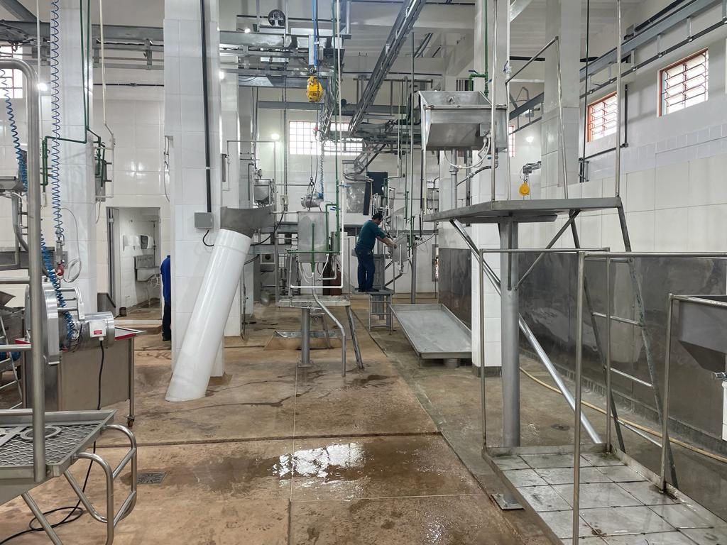 בית מטבחיים מסחרי למכירה בקמפו גרנדה - מאטו גרוסו דו סול - ברזיל - 6