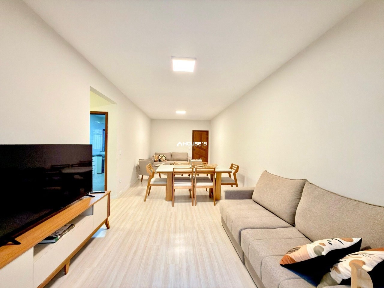 Apartamento de 3 Quartos à Venda na Praia do Morro - Guarapari - Espírito Santo - Brasil - 3