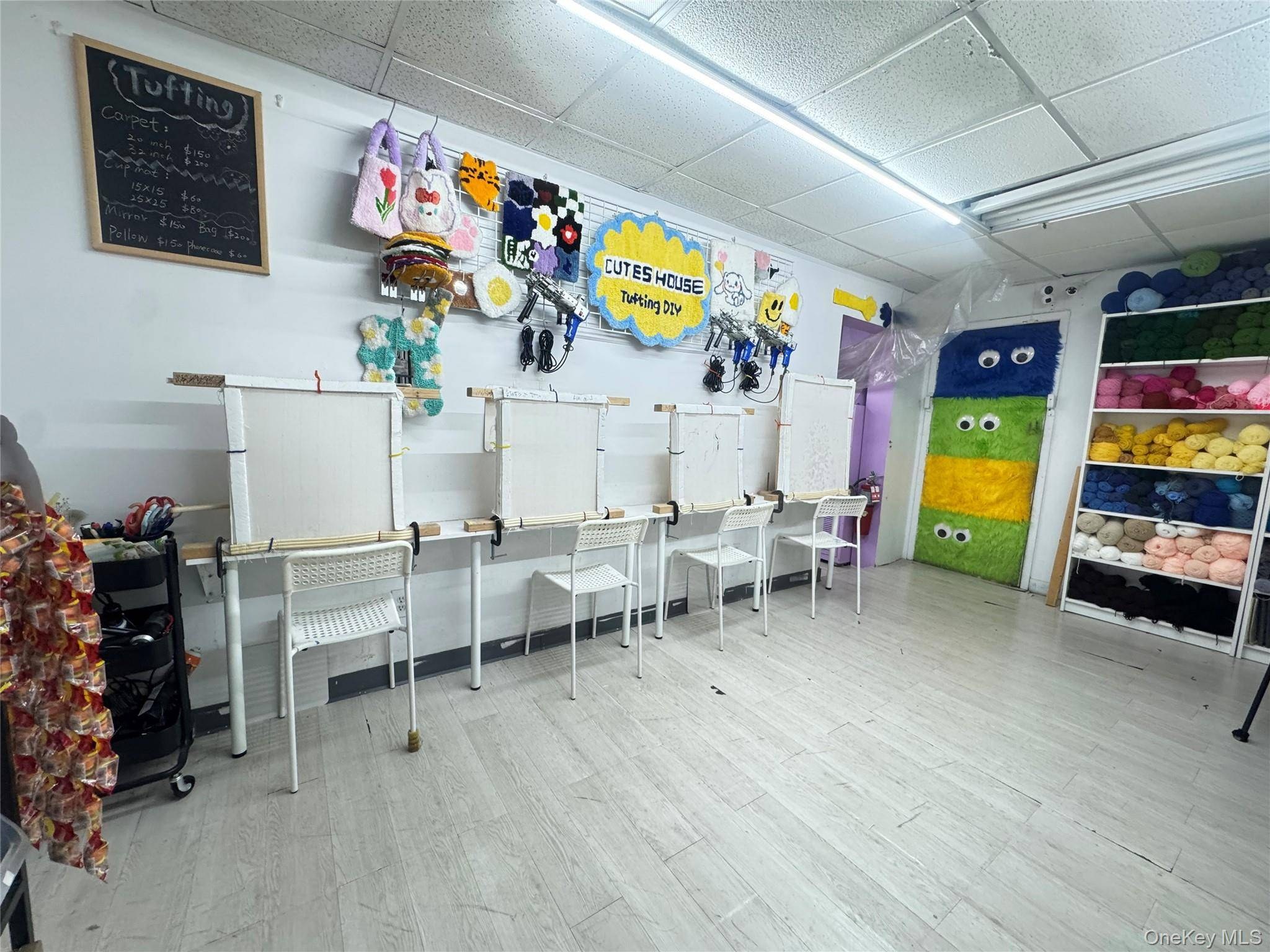 Imóvel Comercial à Venda em College Point - Nova Iorque - EUA - 5