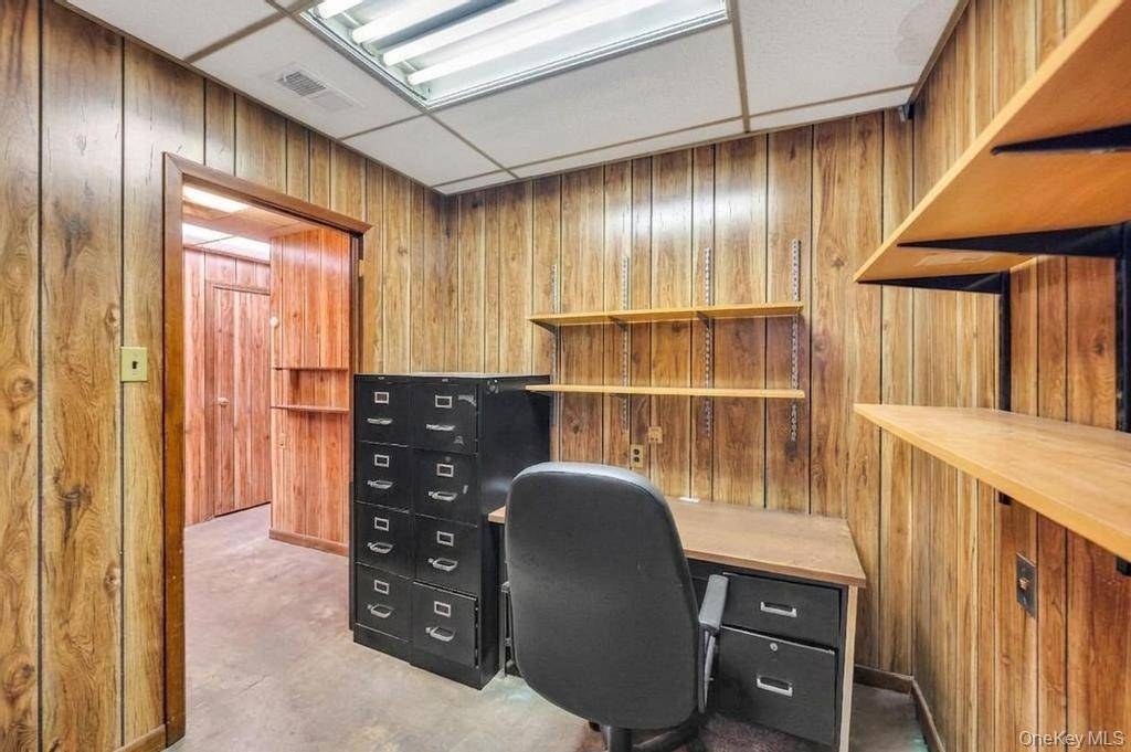 Imóvel Comercial à Venda em College Point - Nova Iorque - EUA - 6