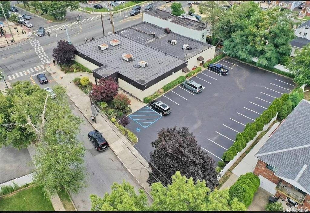 Imóvel Comercial à Venda em Elmont - Nova Iorque - EUA - 1
