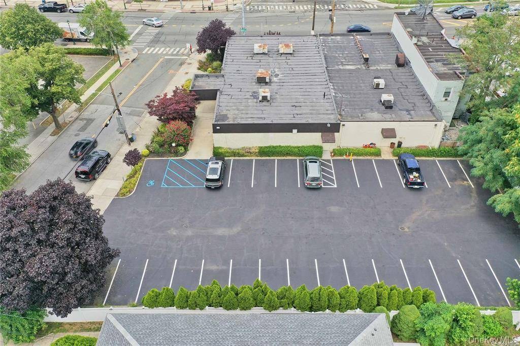 Imóvel Comercial à Venda em Elmont - Nova Iorque - EUA - 2
