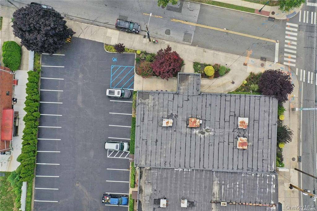 Imóvel Comercial à Venda em Elmont - Nova Iorque - EUA - 3