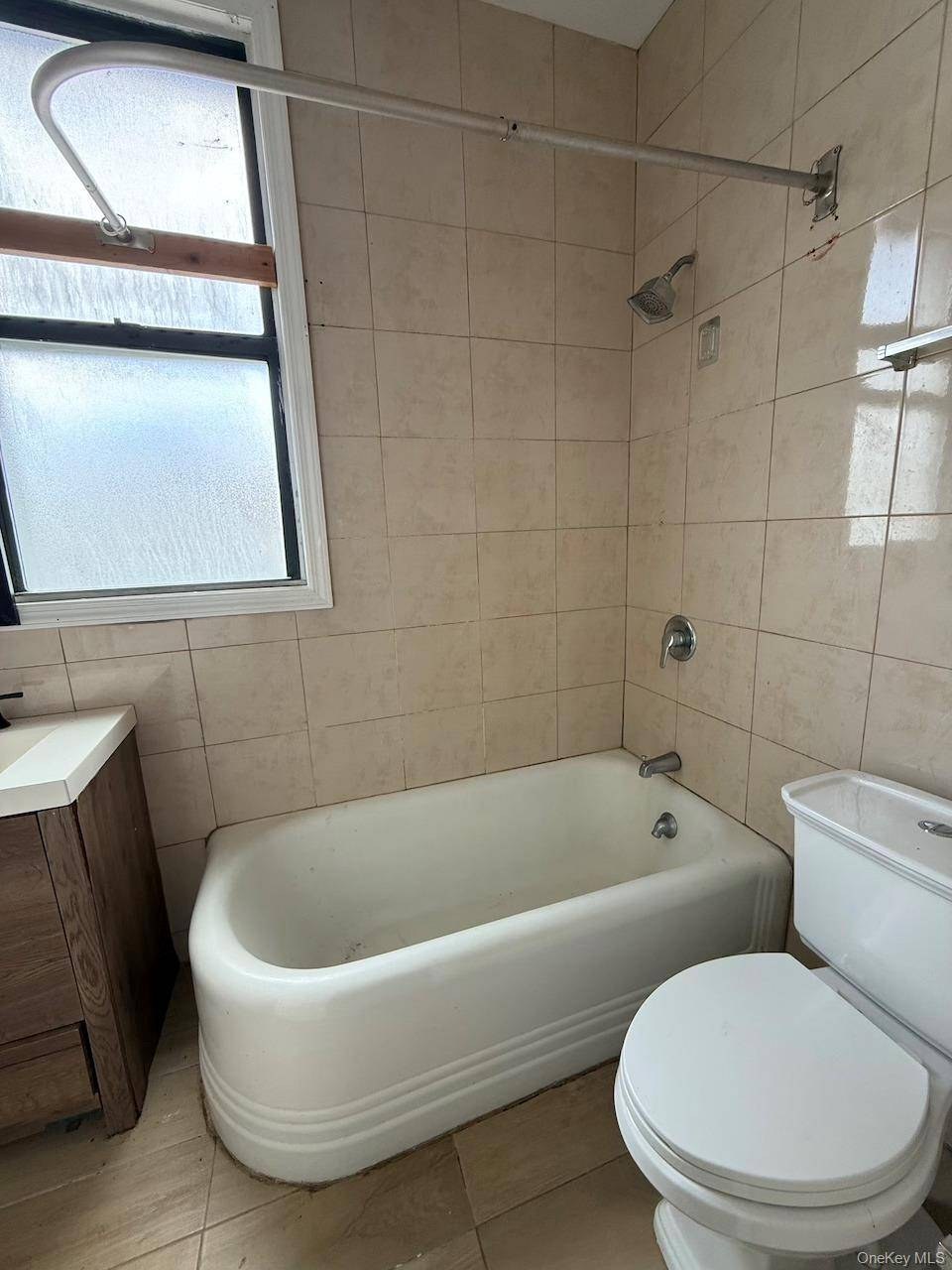 Imóvel Comercial à Venda em Elmont - Nova Iorque - EUA - 6