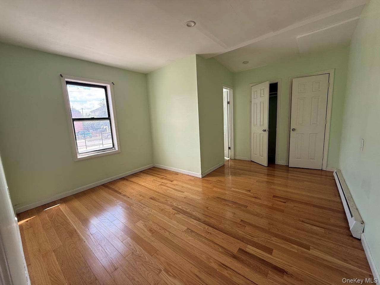 Imóvel Comercial à Venda em Elmont - Nova Iorque - EUA - 8