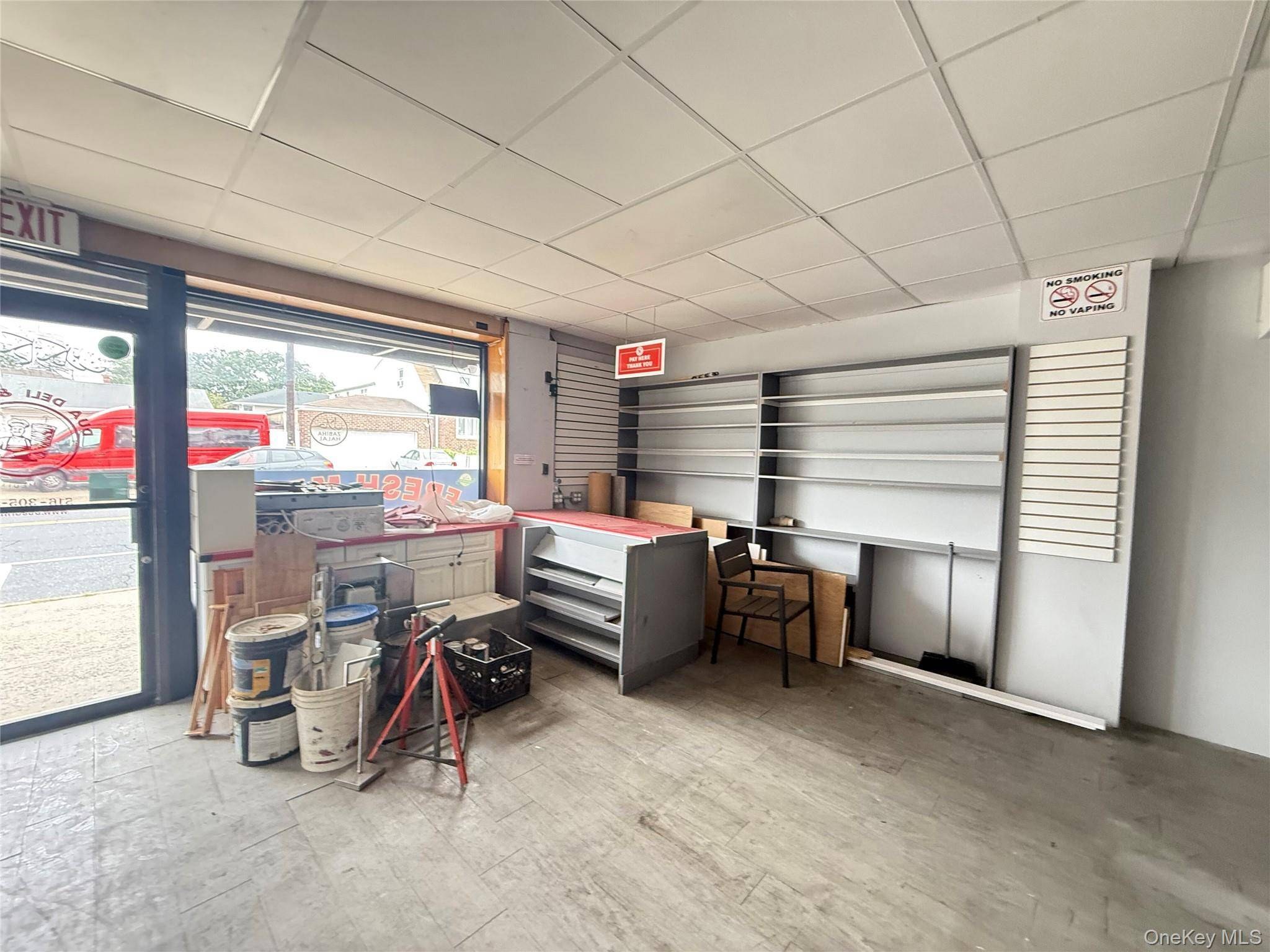 Imóvel Comercial à Venda em Elmont - Nova Iorque - EUA - 4