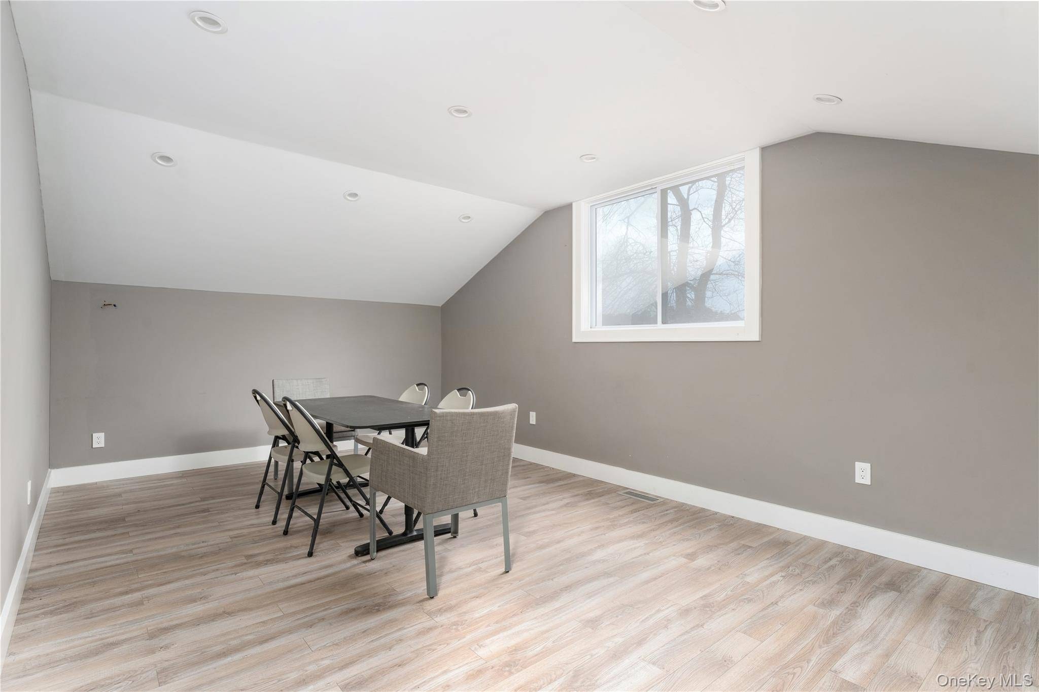 Imóvel Comercial à Venda em Riverhead - Nova Iorque - EUA - 6