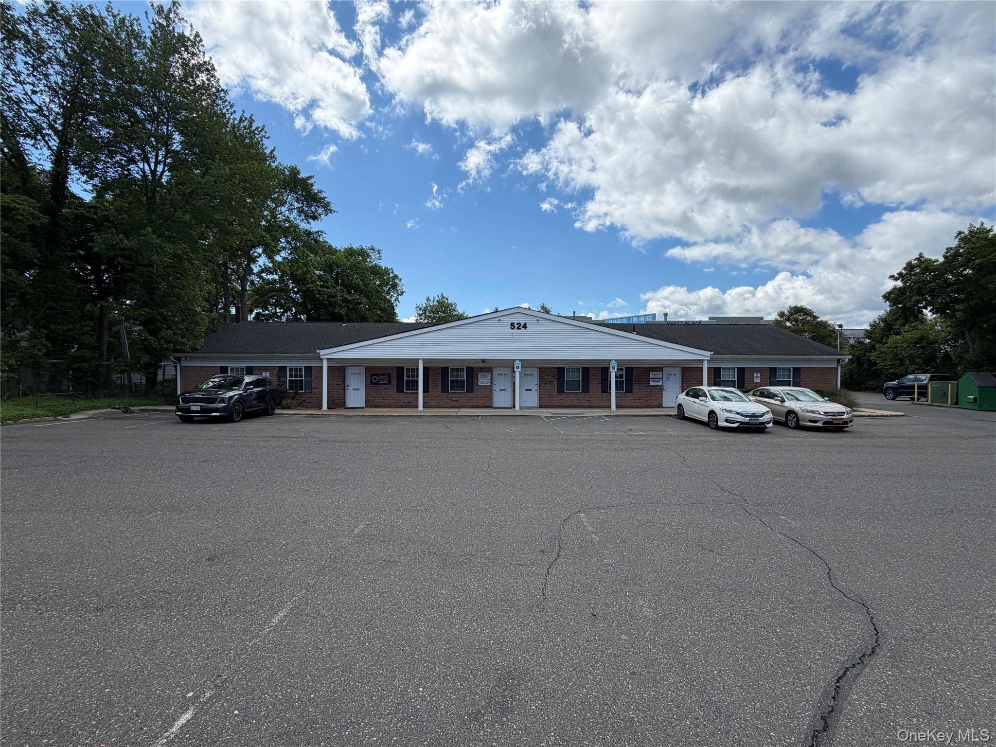 Imóvel Comercial à Venda em Riverhead - Nova Iorque - EUA - 2