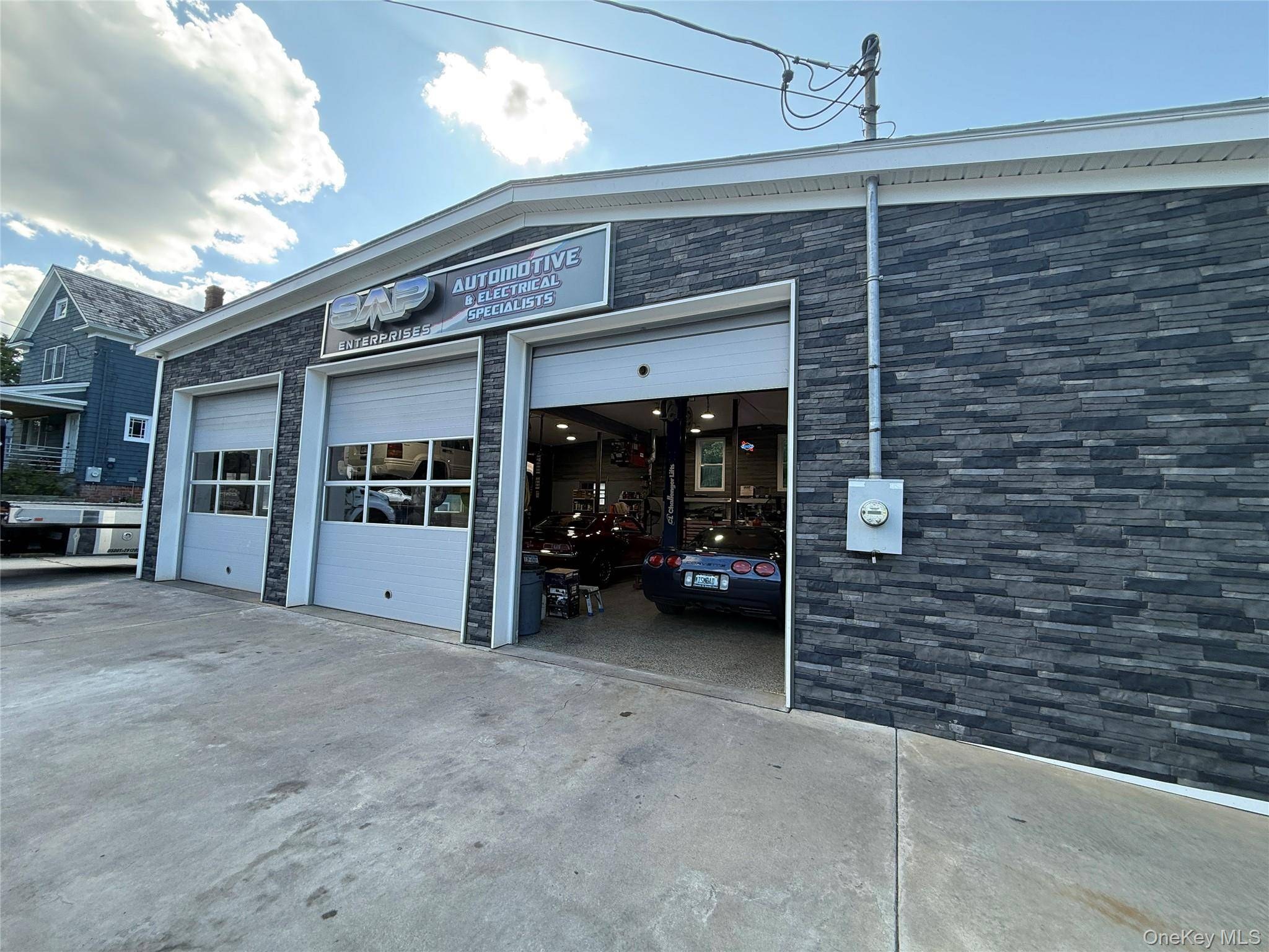 Imóvel Comercial à Venda em Riverhead - Nova Iorque - EUA - 3