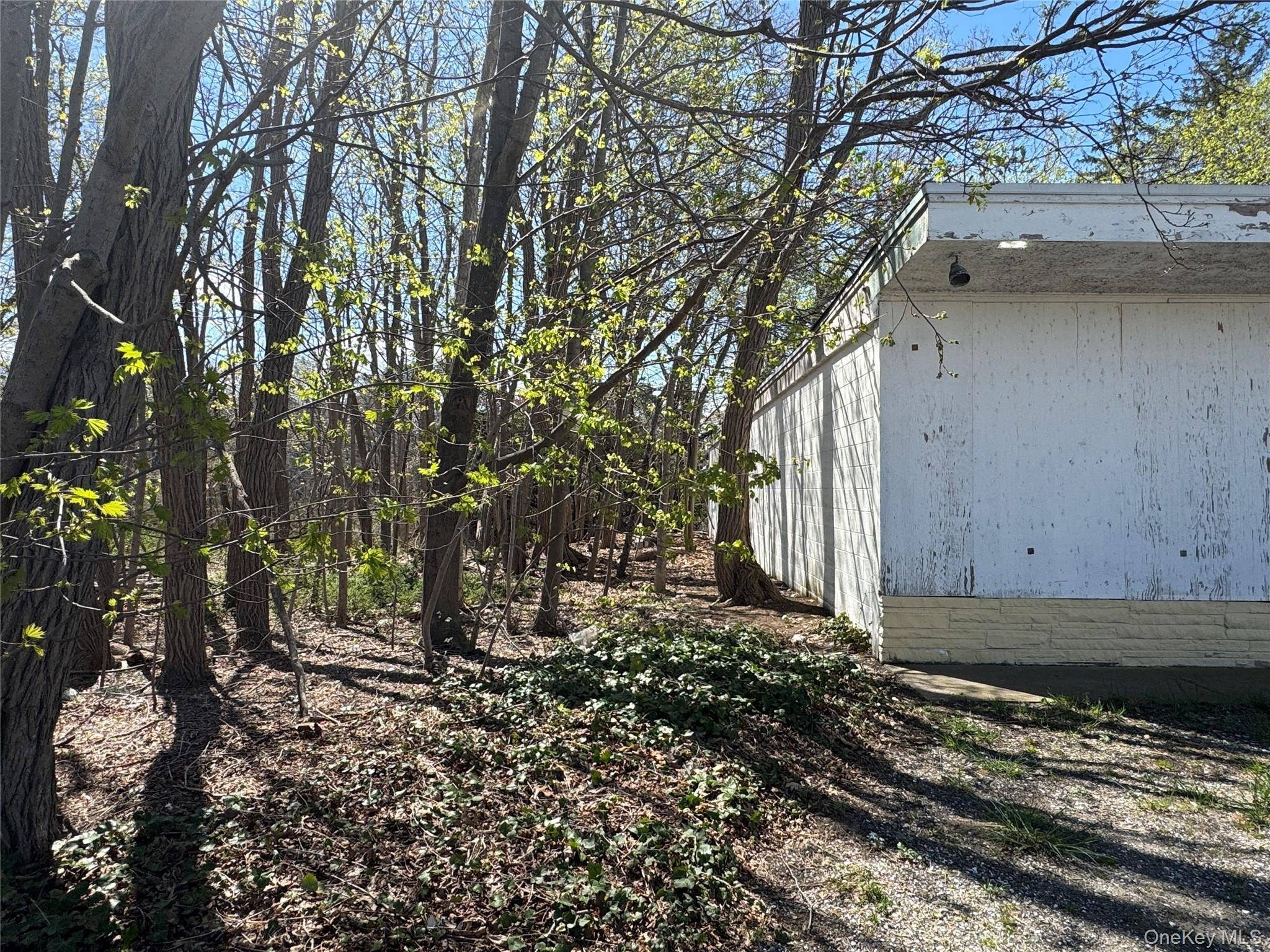 Imóvel Comercial à Venda em Riverhead - Nova Iorque - EUA - 3
