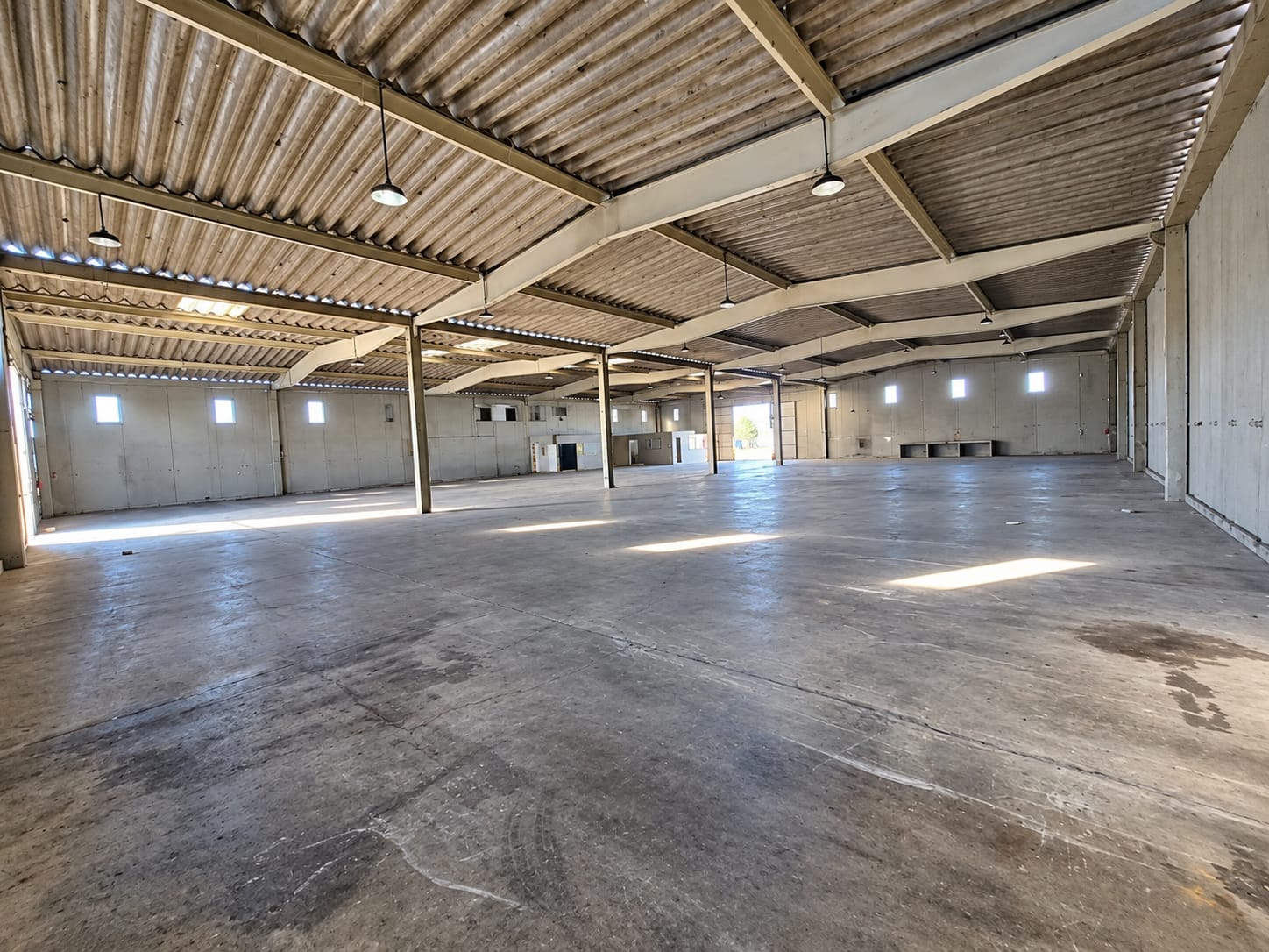 Bien Commercial et Logistique à Vendre à Pinhais - Paraná - Brésil - 4