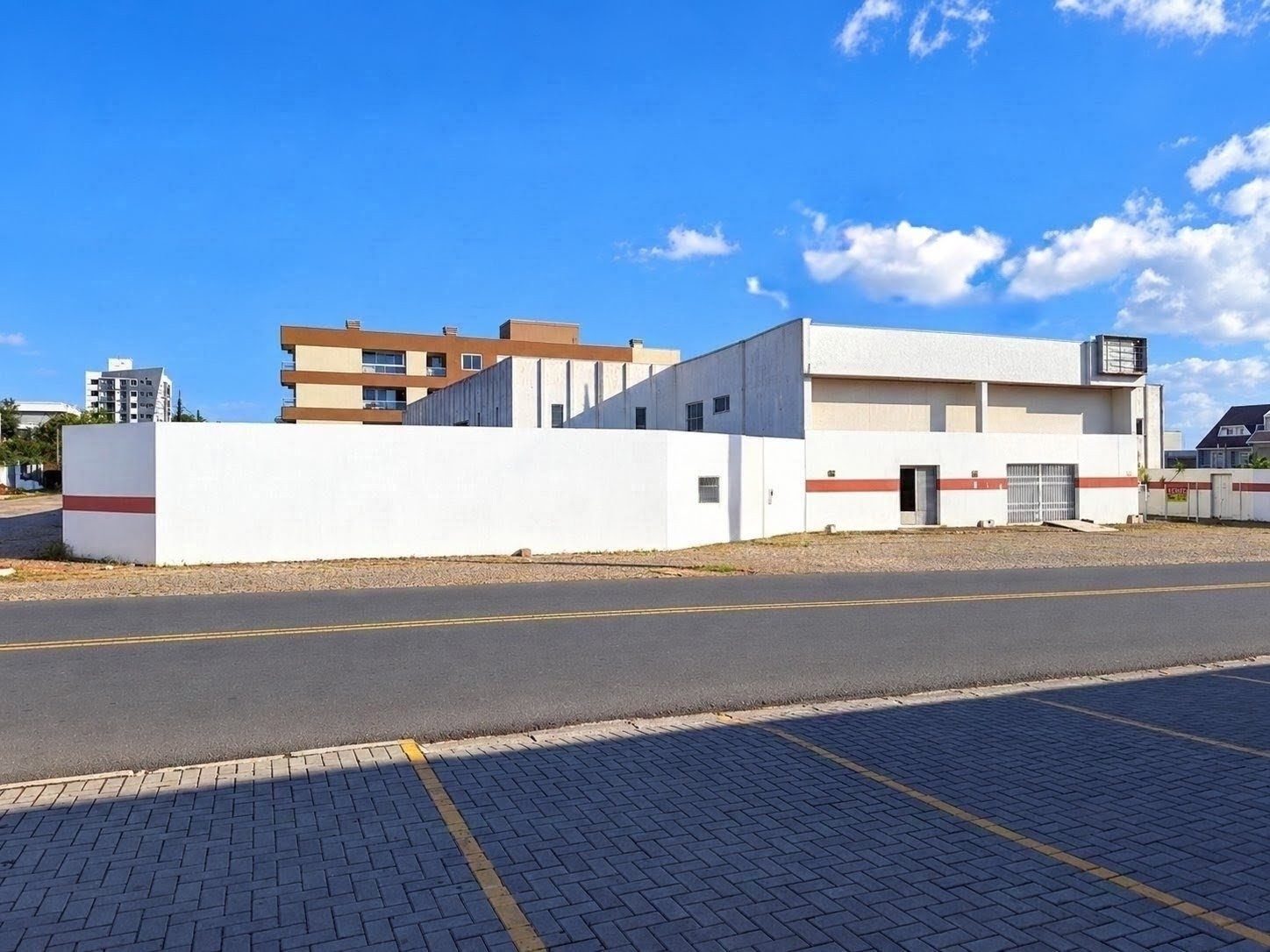 Bien Commercial et Logistique à Vendre à Pinhais - Paraná - Brésil - 8