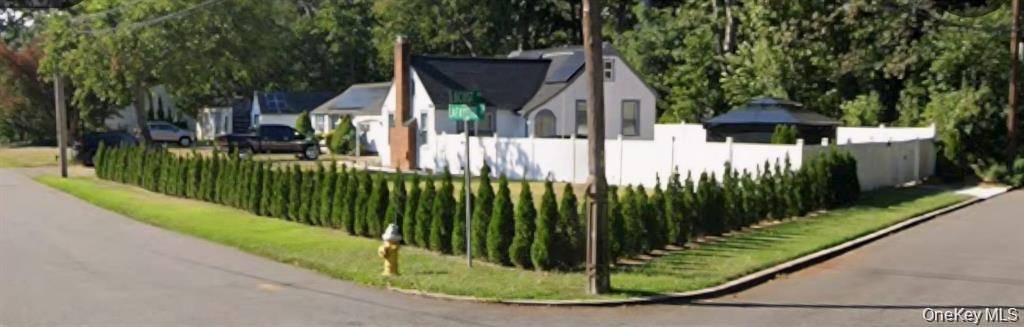Imóvel Multifamiliar à Venda em Amityville - Nova Iorque - EUA - 3