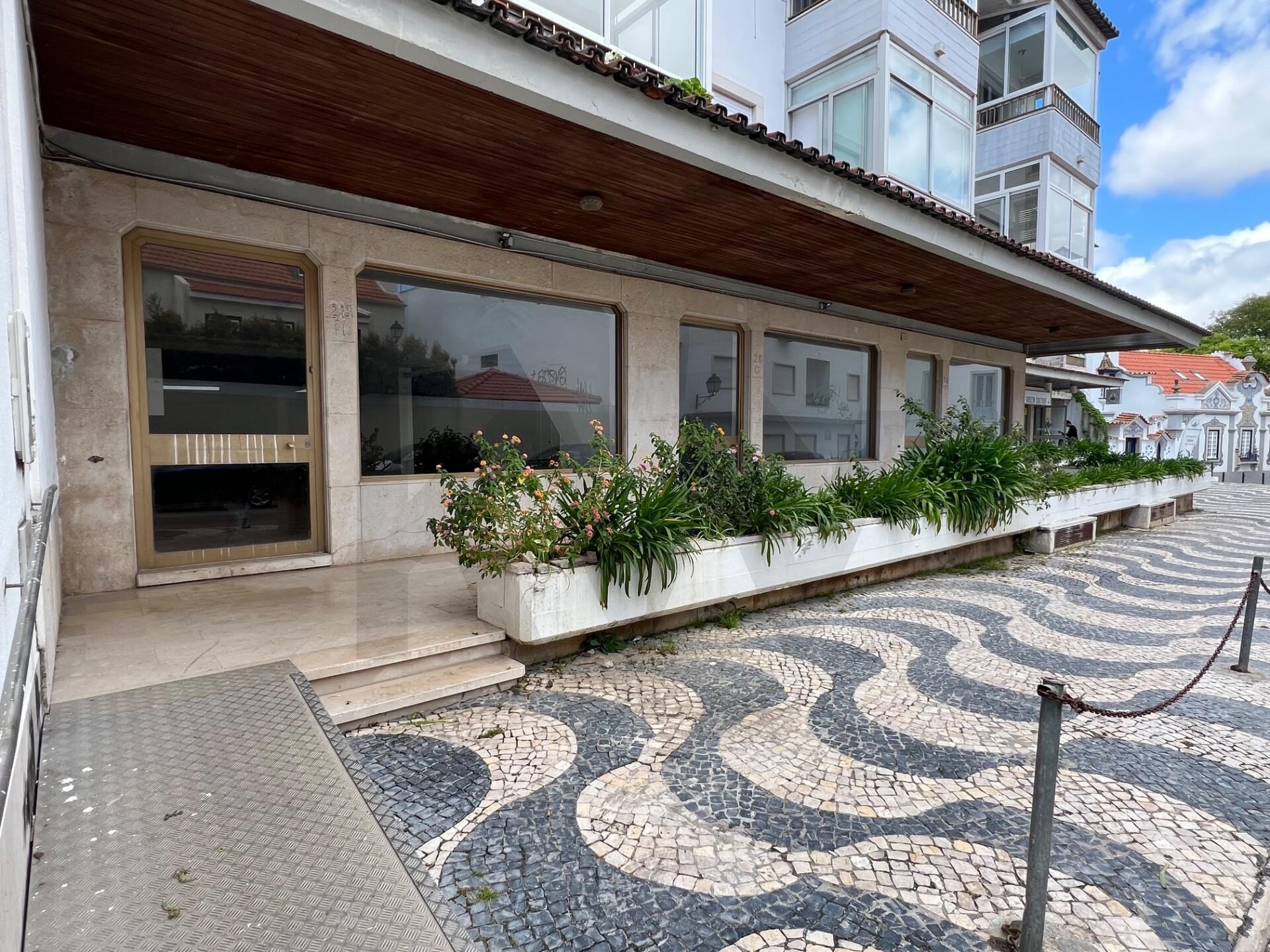 Loja à Venda em Cascais - Lisboa - Portugal - 3