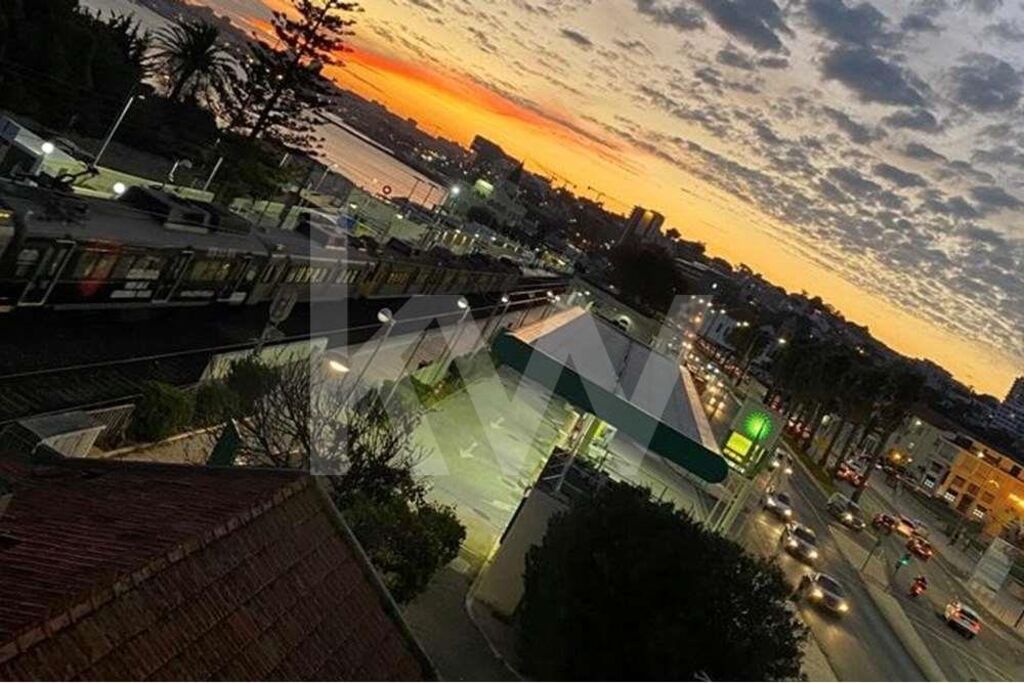 Loja à Venda em Cascais - Lisboa - Portugal - 3