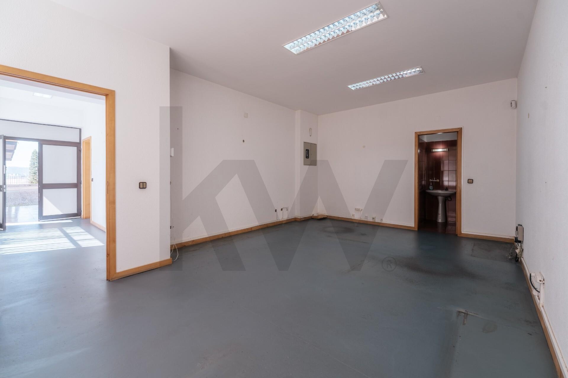 Loja à Venda em Coimbra - Coimbra - Portugal - 8