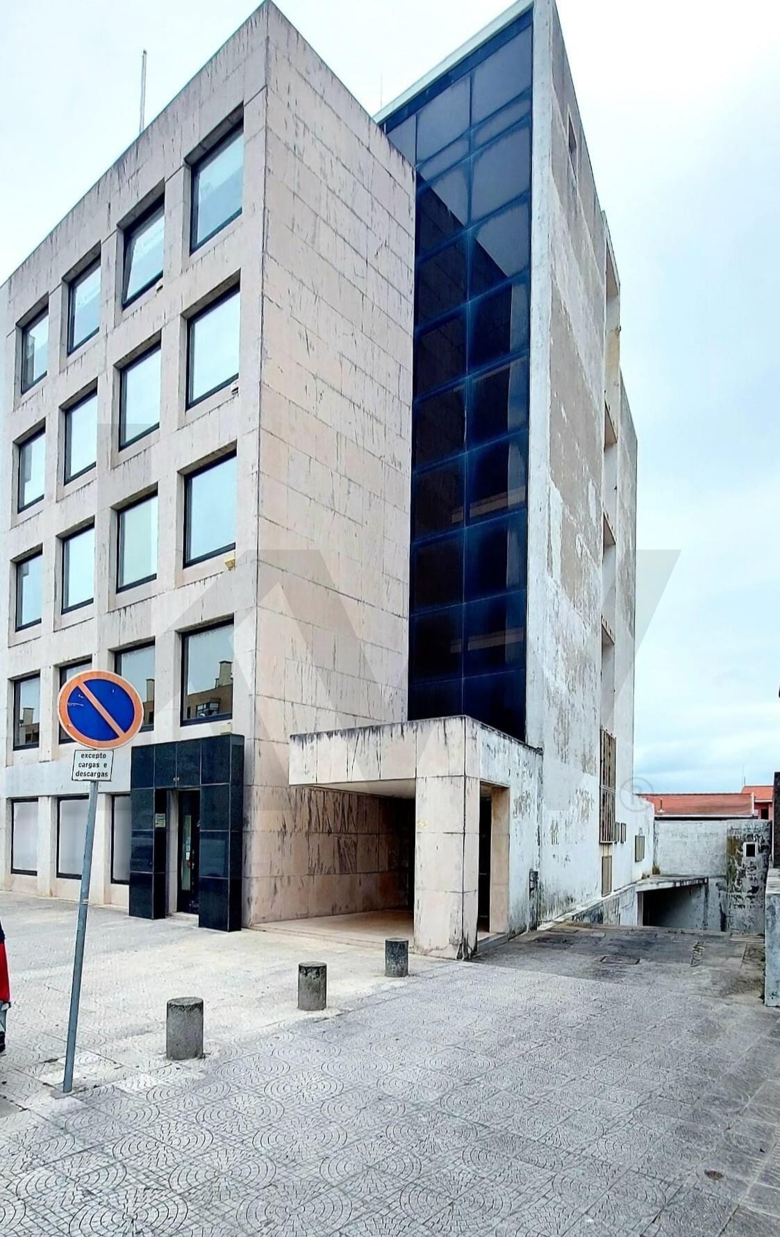 Loja à Venda em Matosinhos - Porto - Portugal - 1