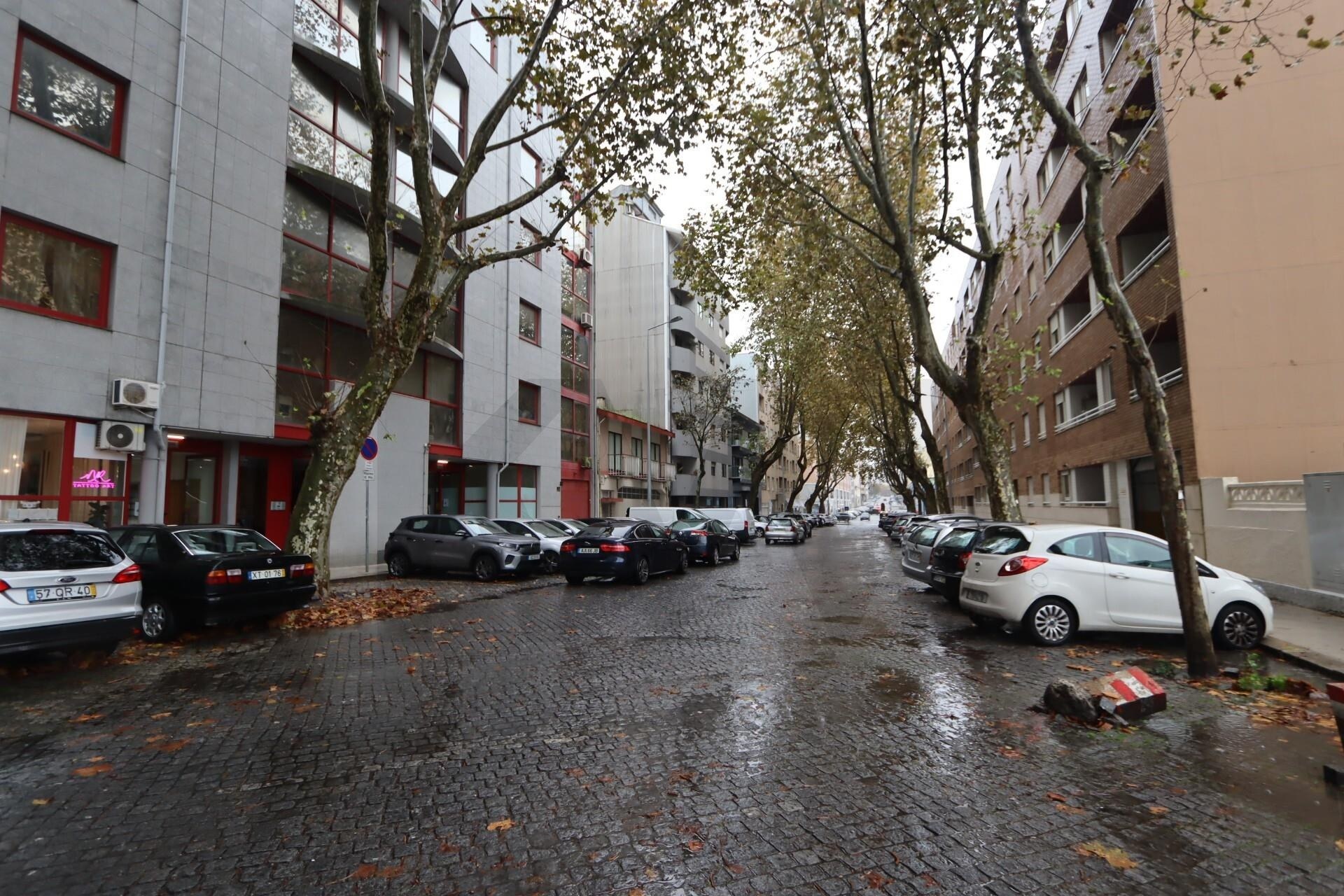 Loja à Venda em Matosinhos - Porto - Portugal - 7