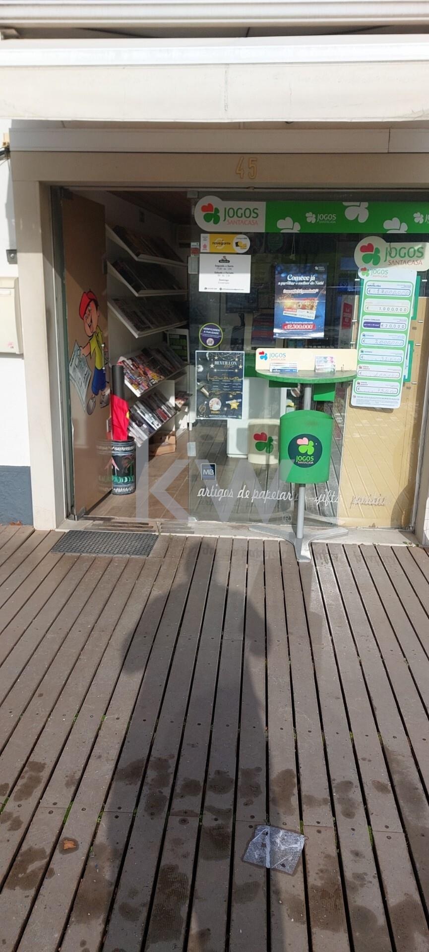 Loja à Venda em Setúbal - Portugal - 8