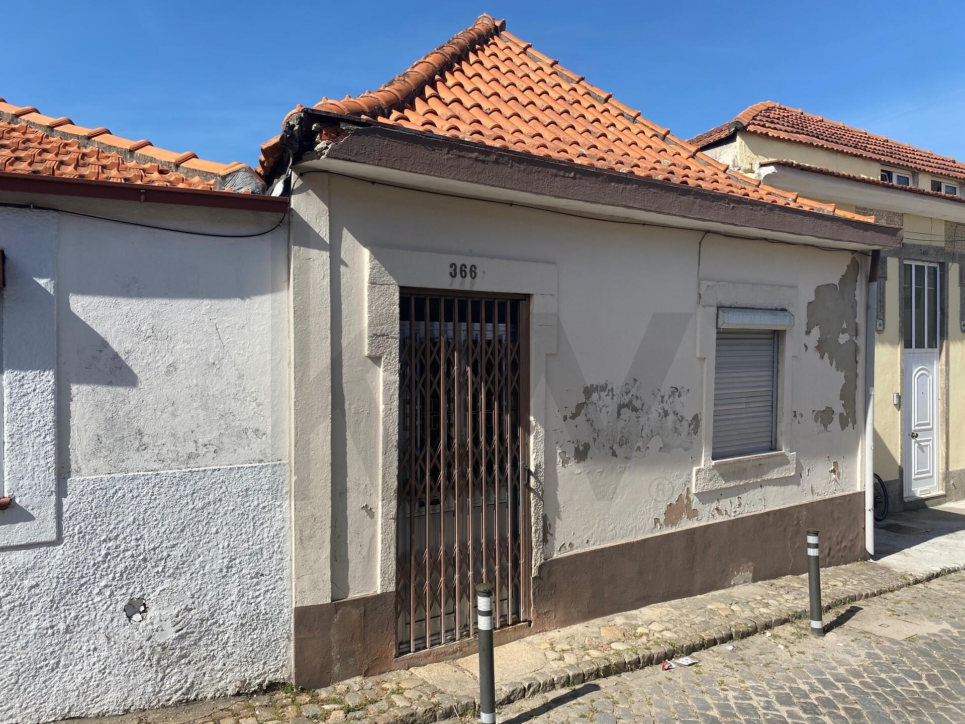Moradia T1 à Venda em Porto - Portugal - 2