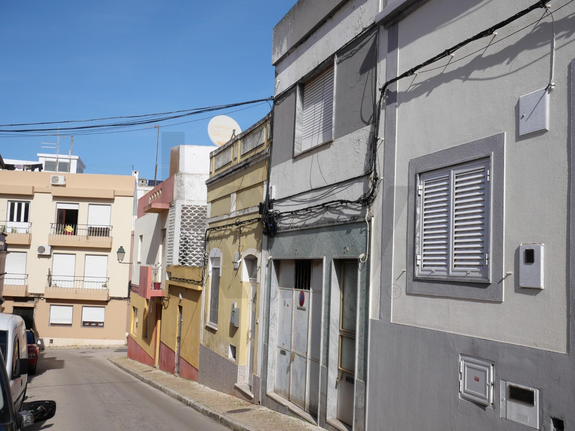 Moradia T1 à Venda em Praia da Rocha - Portugal - 2