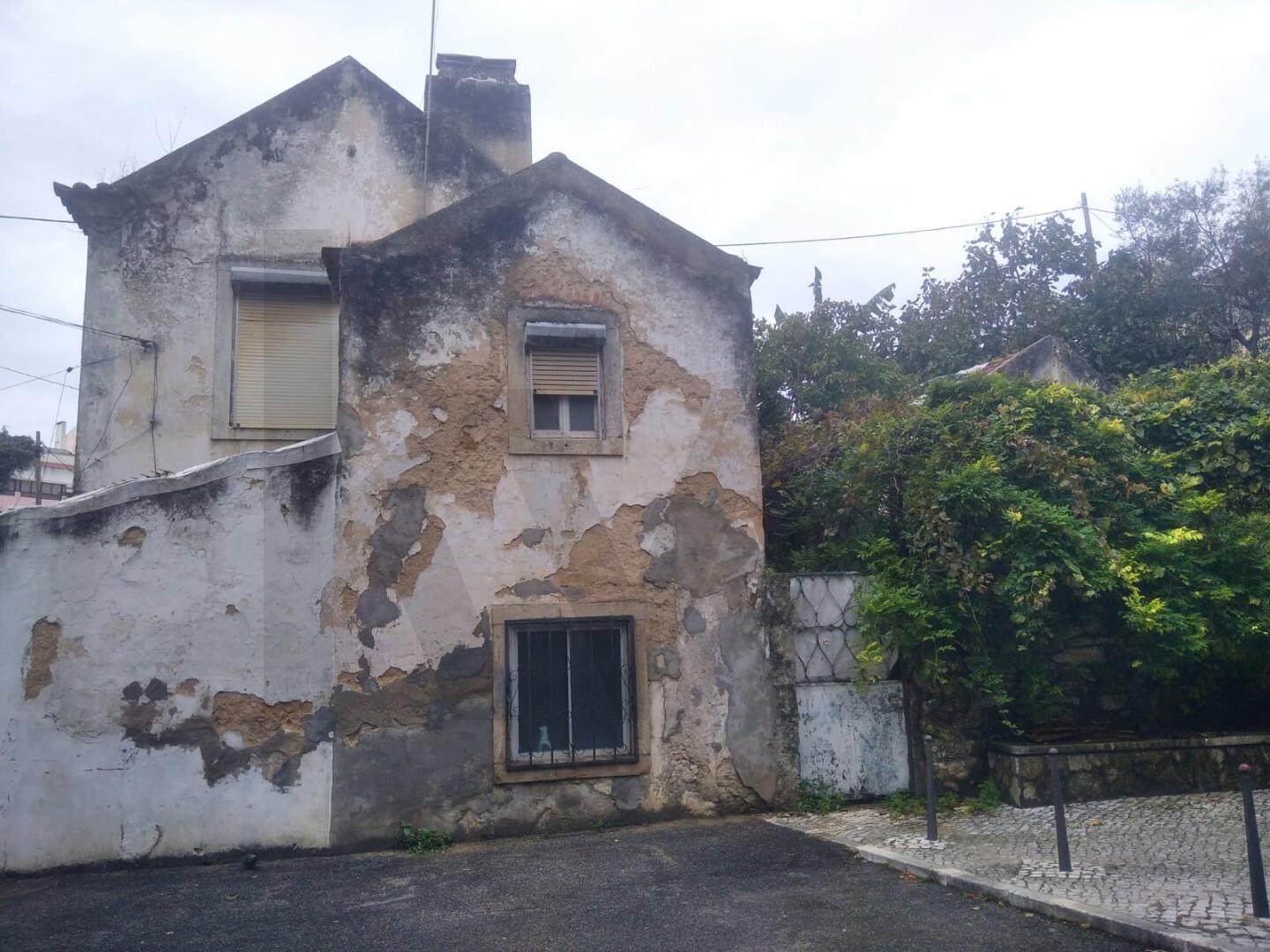Moradia T2 à Venda em Agualva-Cacém - Lisboa - Portugal - 2