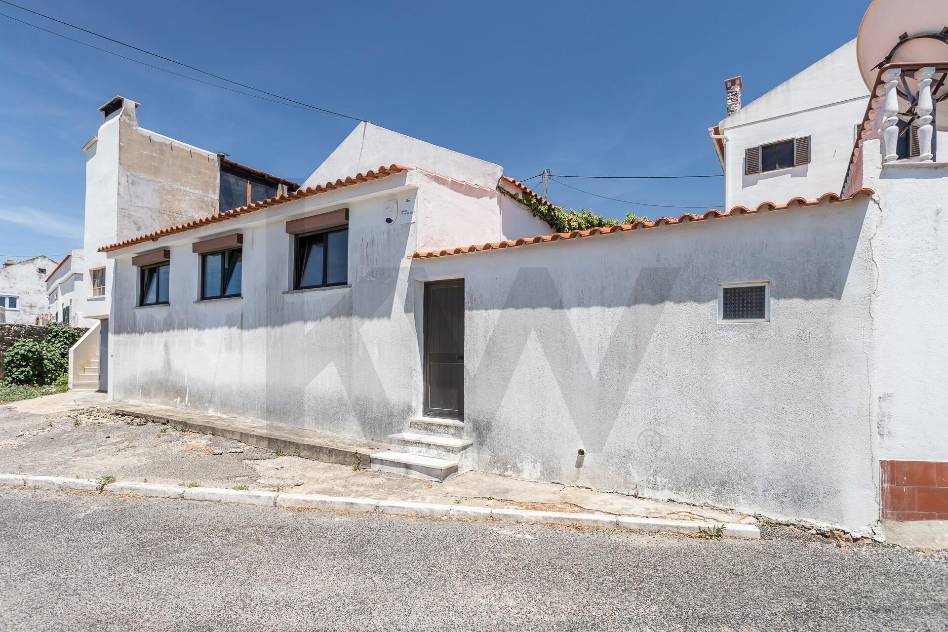 Moradia T2 à Venda em Alcabideche - Lisboa - Portugal - 2